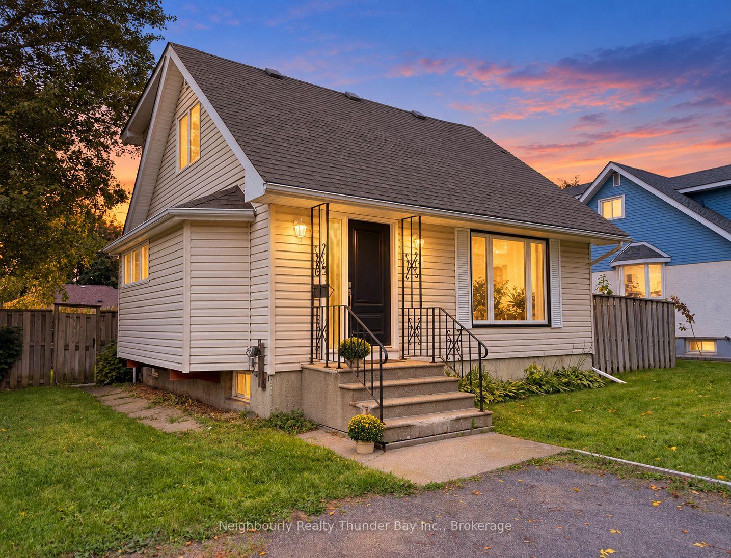 Photo 1 of 172 Ray Boulevard, Thunder Bay, Mariday Heights — HOMEH