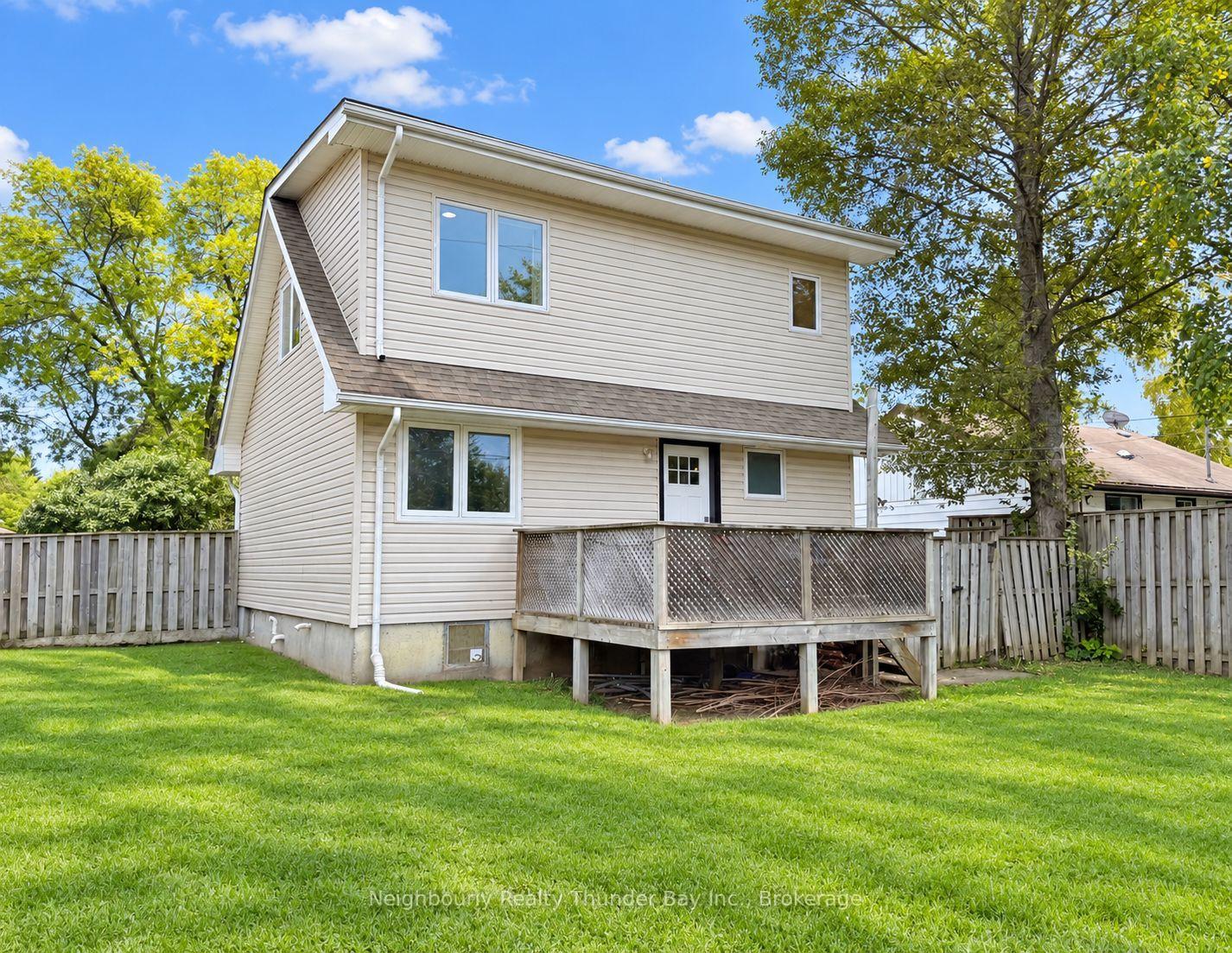 Photo 3 of 172 Ray Boulevard, Thunder Bay, Mariday Heights — HOMEH