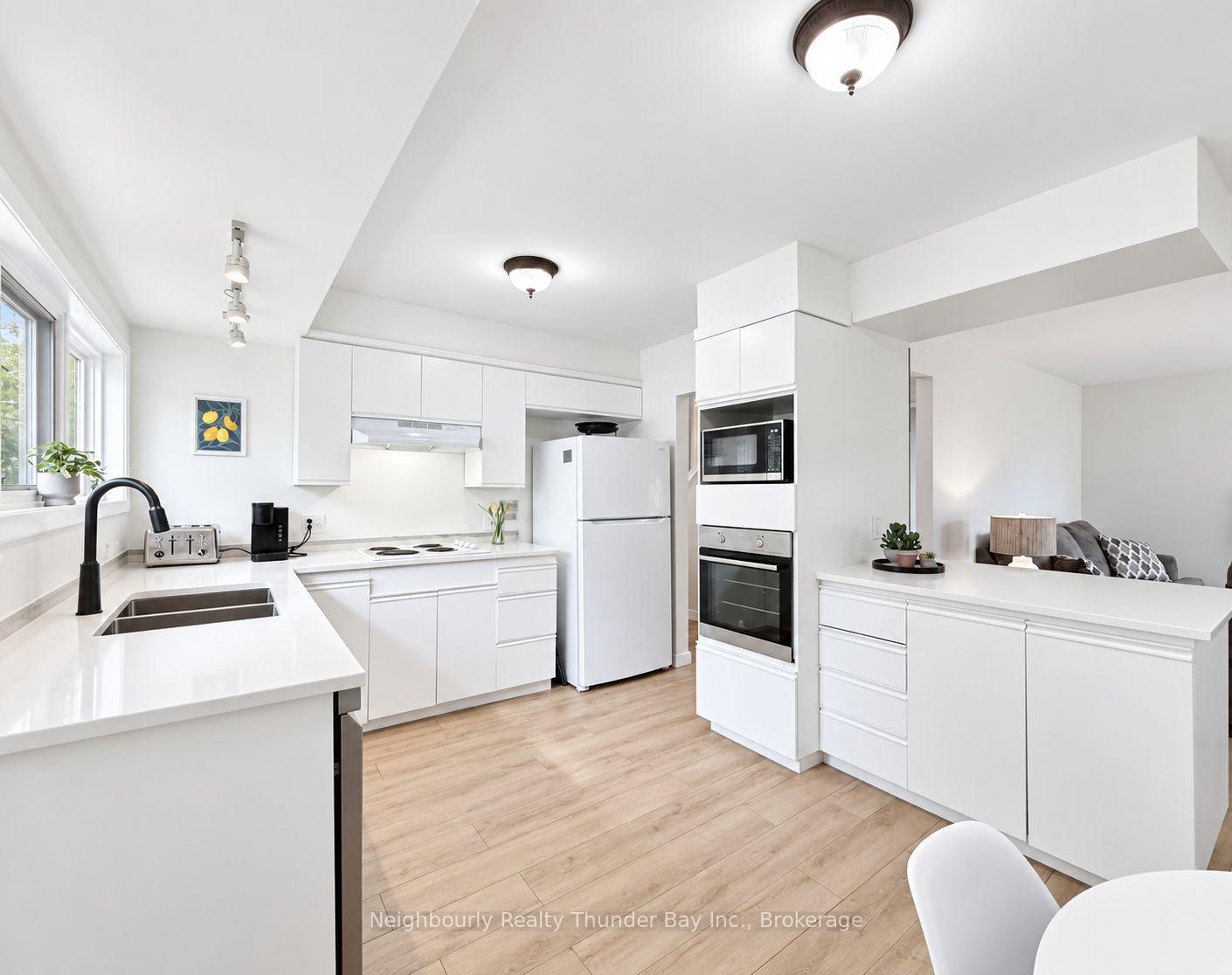 Photo 11 of 172 Ray Boulevard, Thunder Bay, Mariday Heights — HOMEH