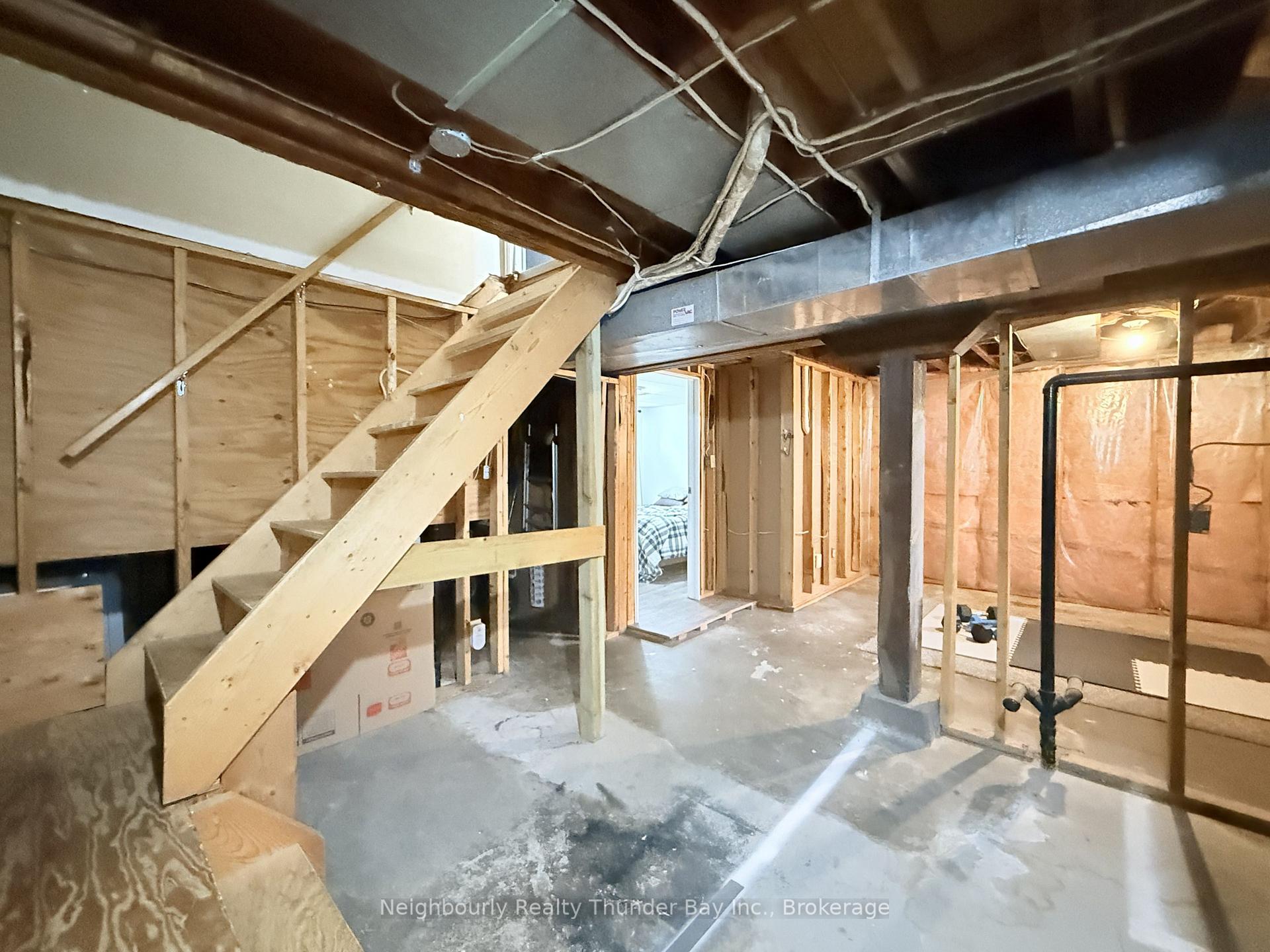Photo 24 of 172 Ray Boulevard, Thunder Bay, Mariday Heights — HOMEH