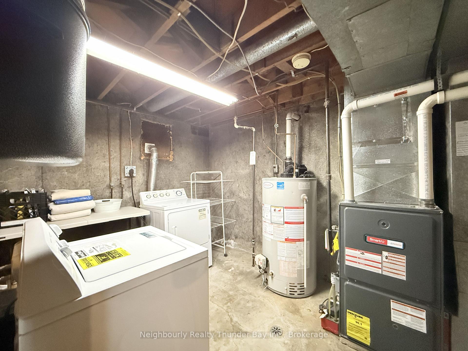 Photo 27 of 172 Ray Boulevard, Thunder Bay, Mariday Heights — HOMEH