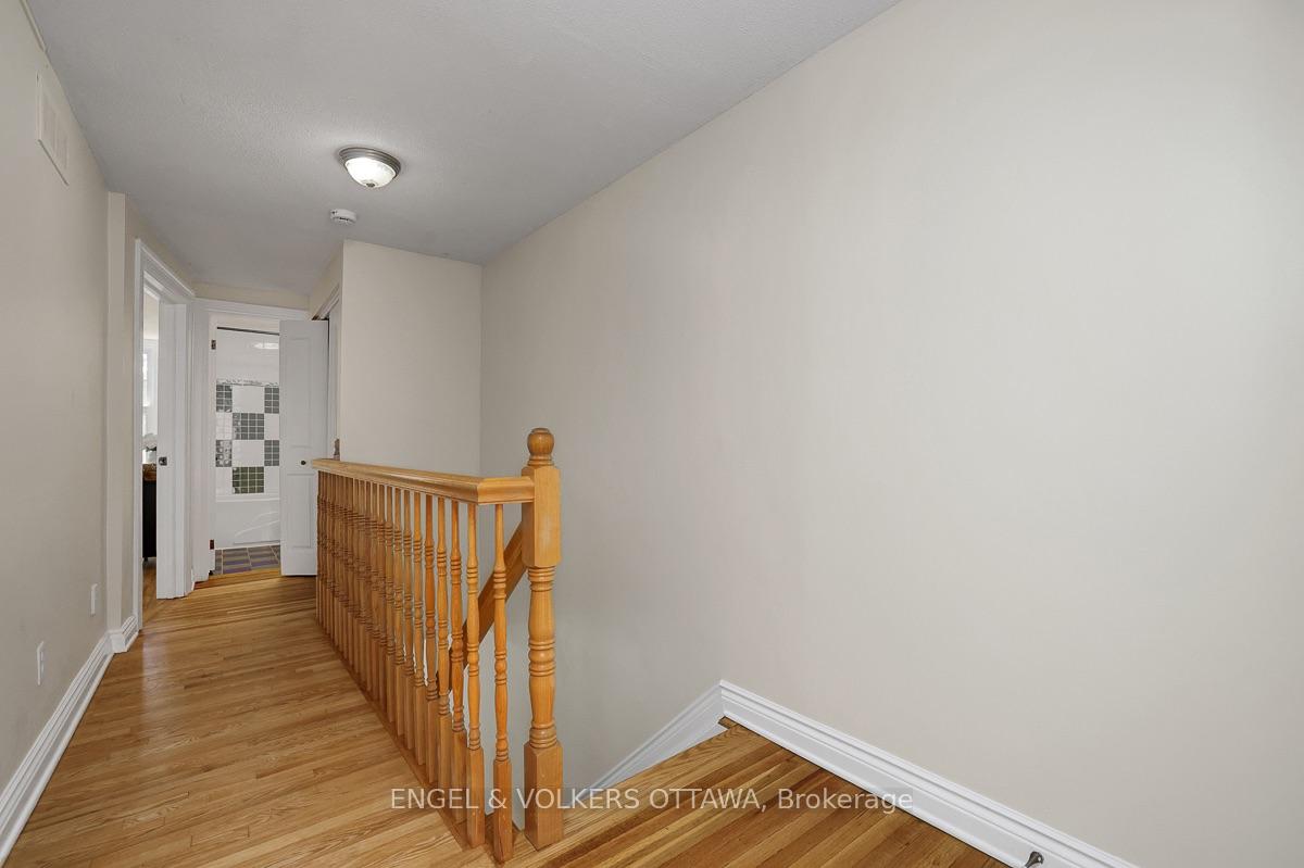Photo 17 of 50 Charles Street, Ottawa, New Edinburgh — HOMEH