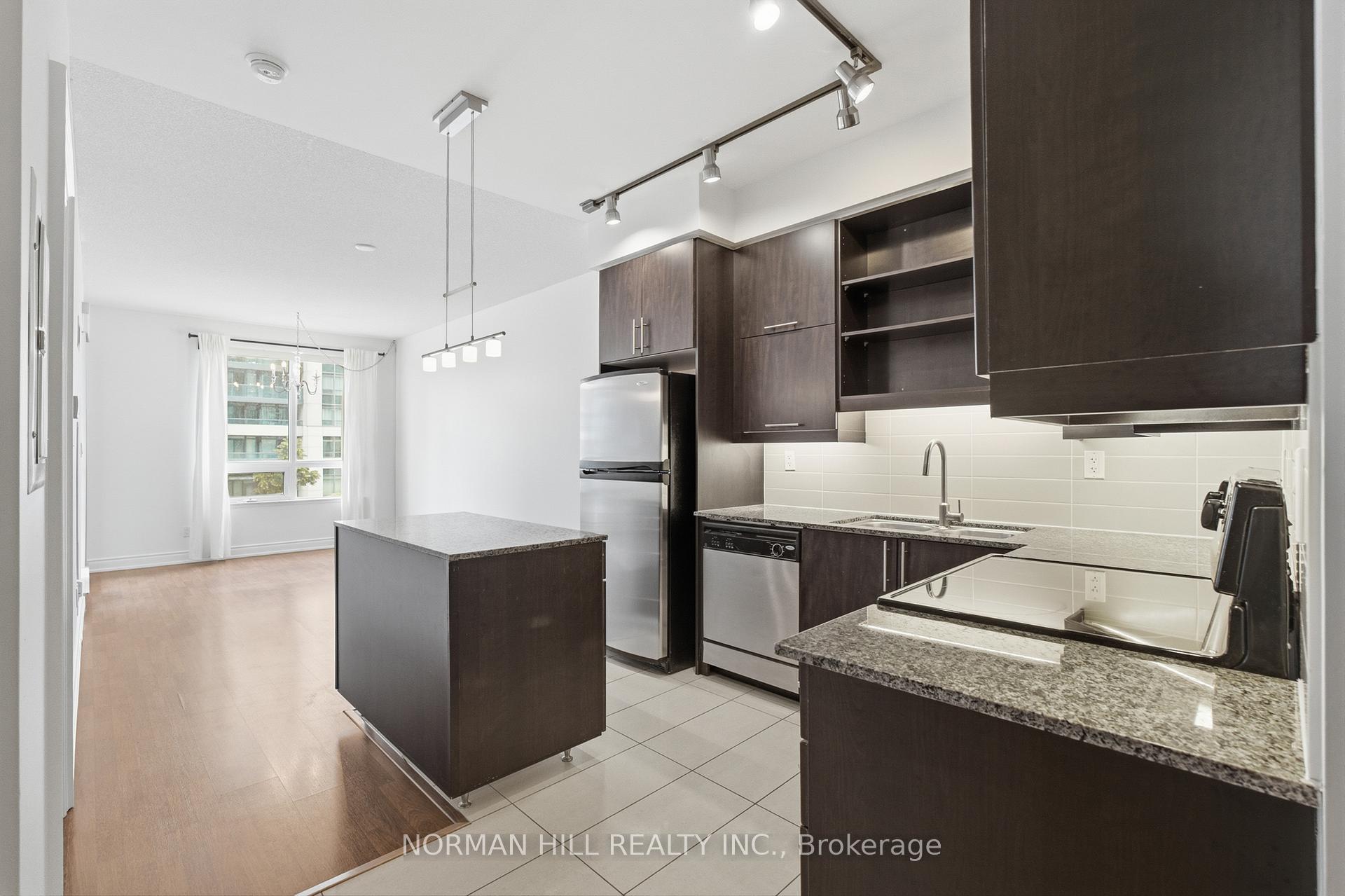 Photo 8 of Unit 211, 60 South Town Centre Boulevard, Markham, Unionville — HOMEH