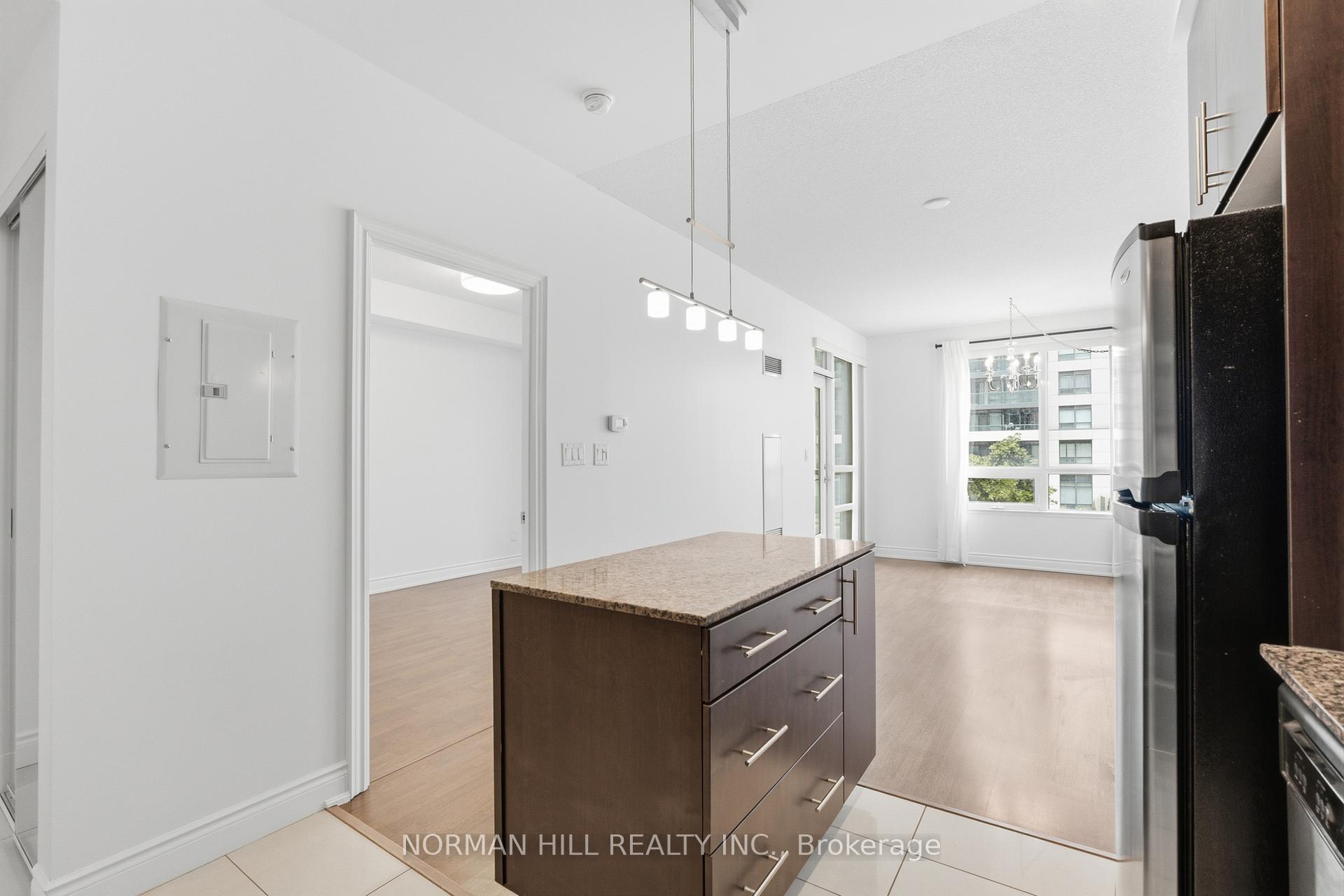 Photo 12 of Unit 211, 60 South Town Centre Boulevard, Markham, Unionville — HOMEH