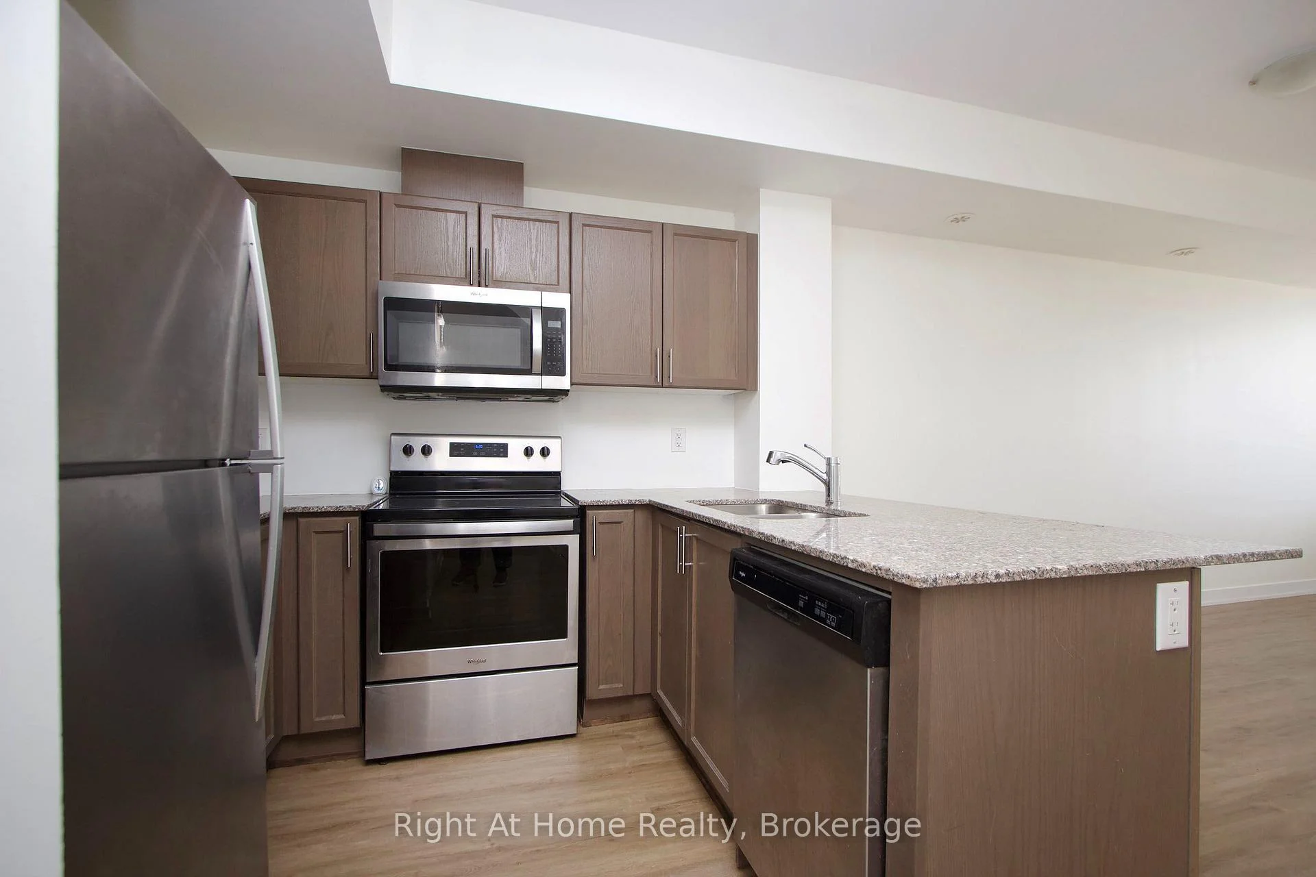 Photo 13 of Unit 405, 1460 Whites Road, Pickering, Woodlands — HOMEH