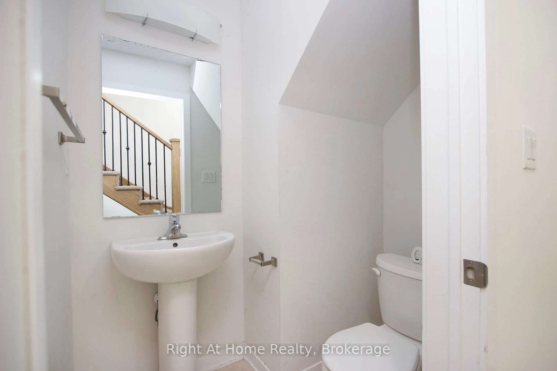 Photo 19 of Unit 405, 1460 Whites Road, Pickering, Woodlands — HOMEH