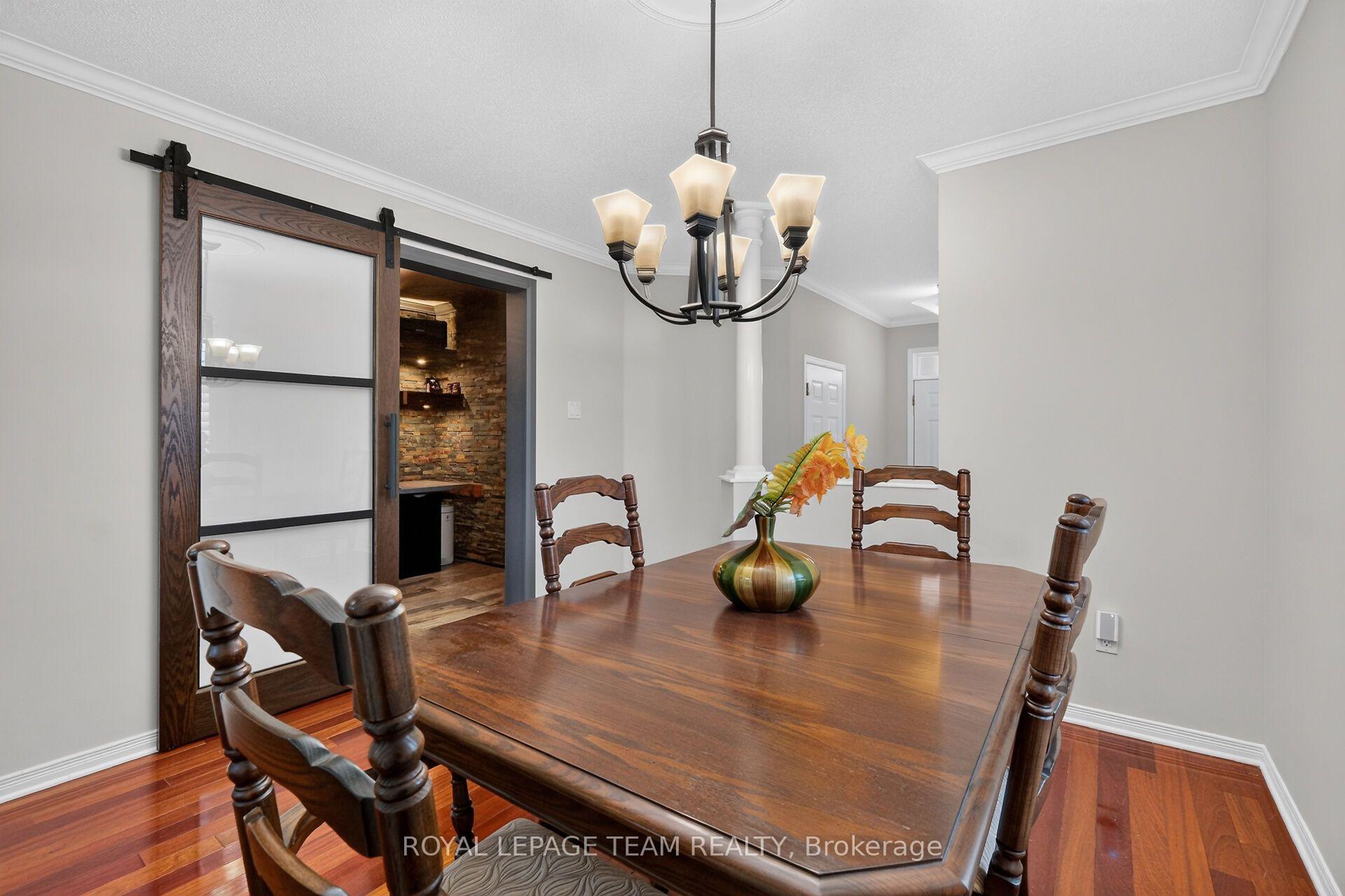 Photo 9 of 2136 Bergamot Circle, Ottawa, Springridge/East Village — HOMEH