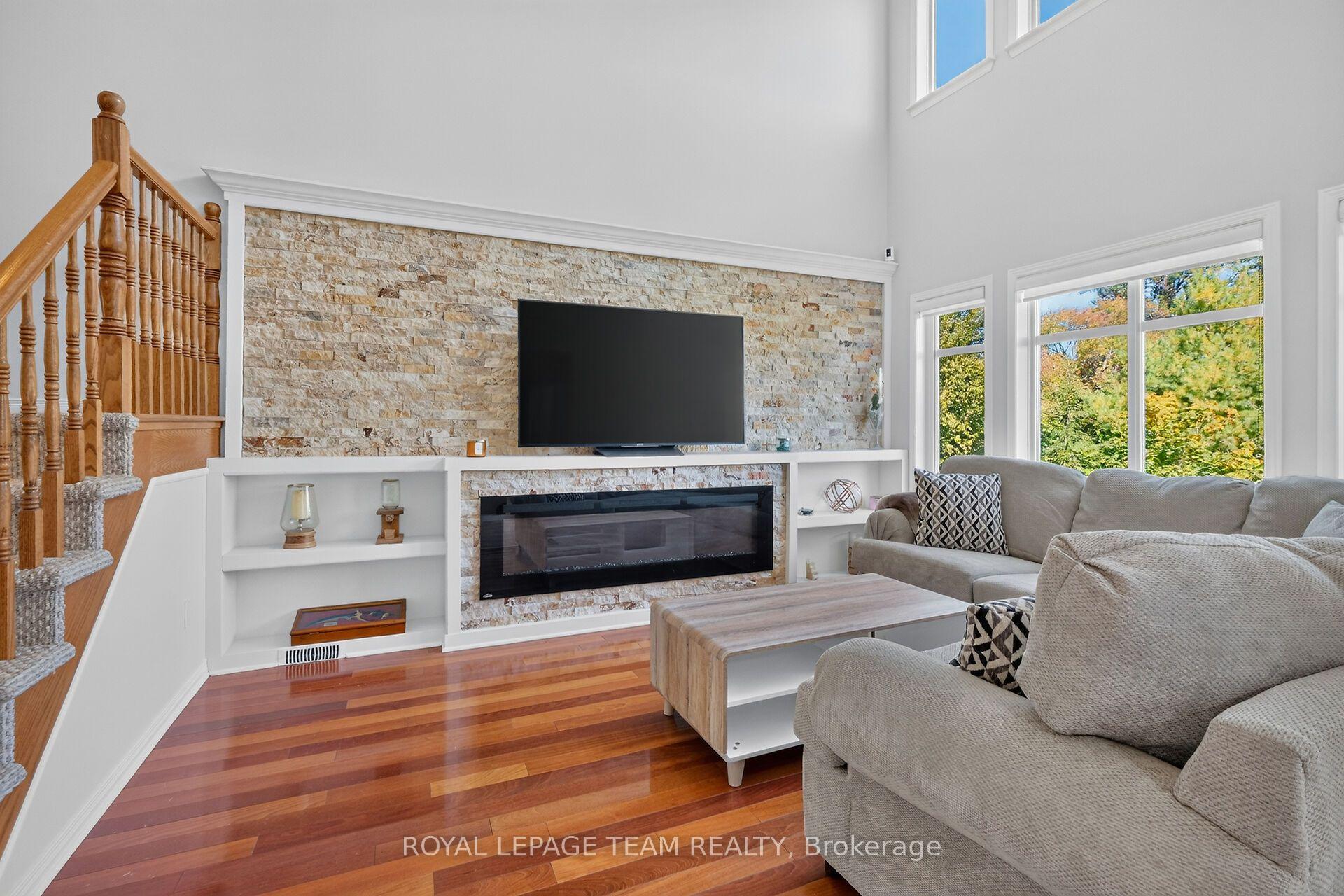 Photo 15 of 2136 Bergamot Circle, Ottawa, Springridge/East Village — HOMEH