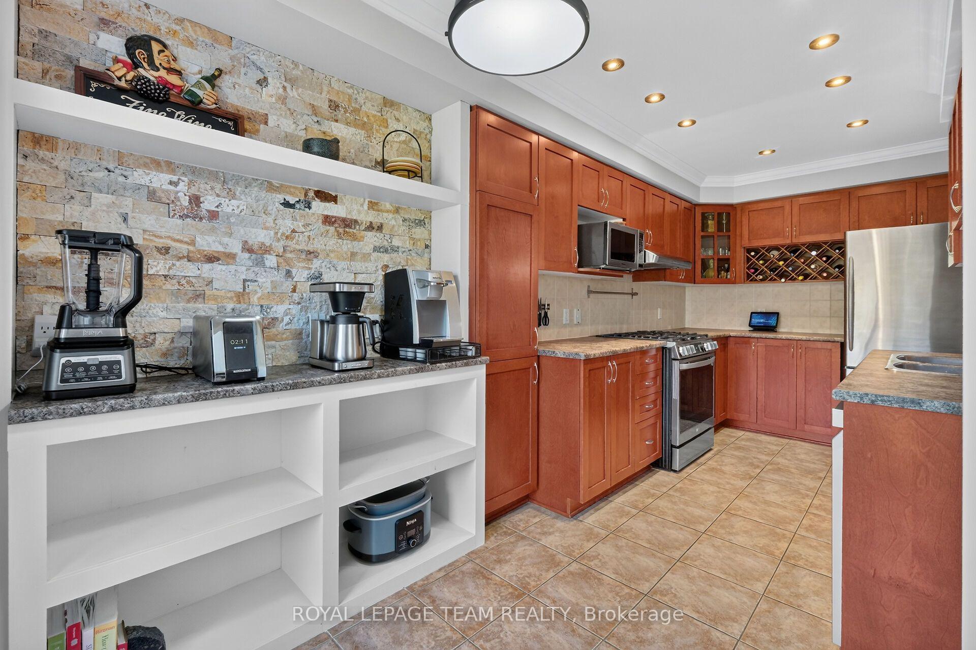 Photo 20 of 2136 Bergamot Circle, Ottawa, Springridge/East Village — HOMEH