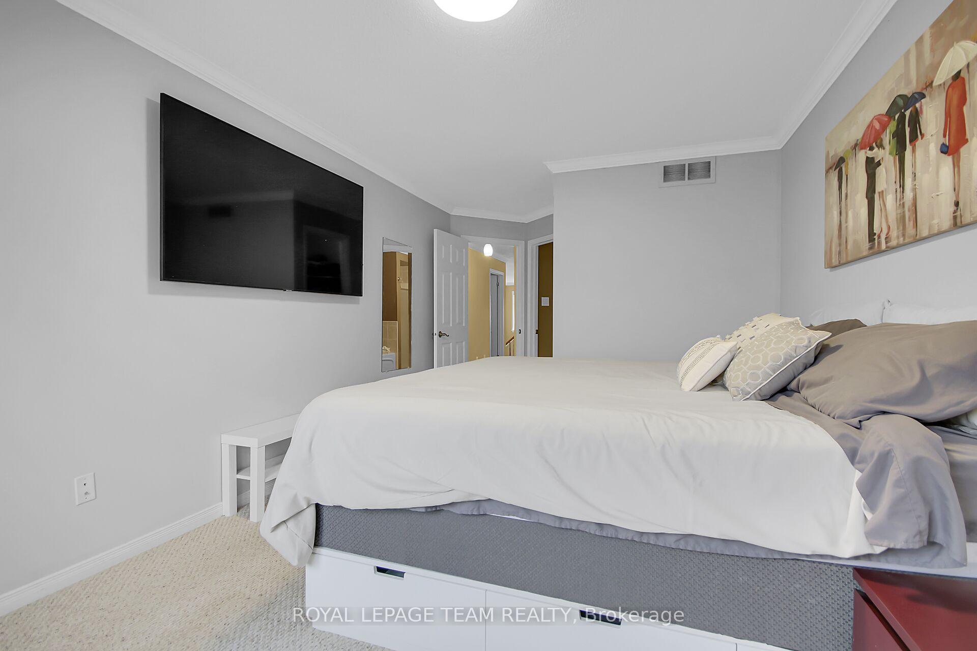 Photo 24 of 2136 Bergamot Circle, Ottawa, Springridge/East Village — HOMEH