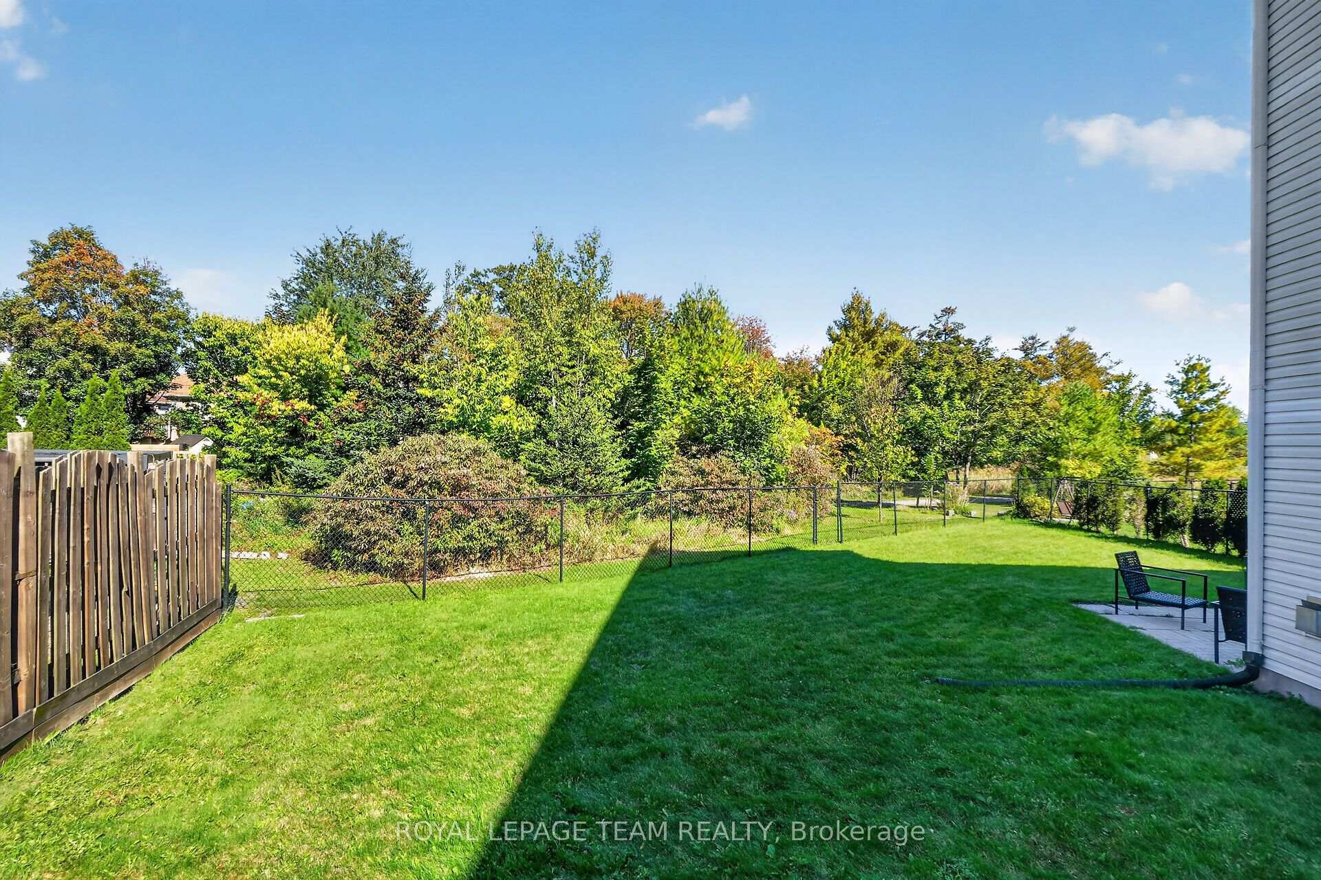 Photo 40 of 2136 Bergamot Circle, Ottawa, Springridge/East Village — HOMEH