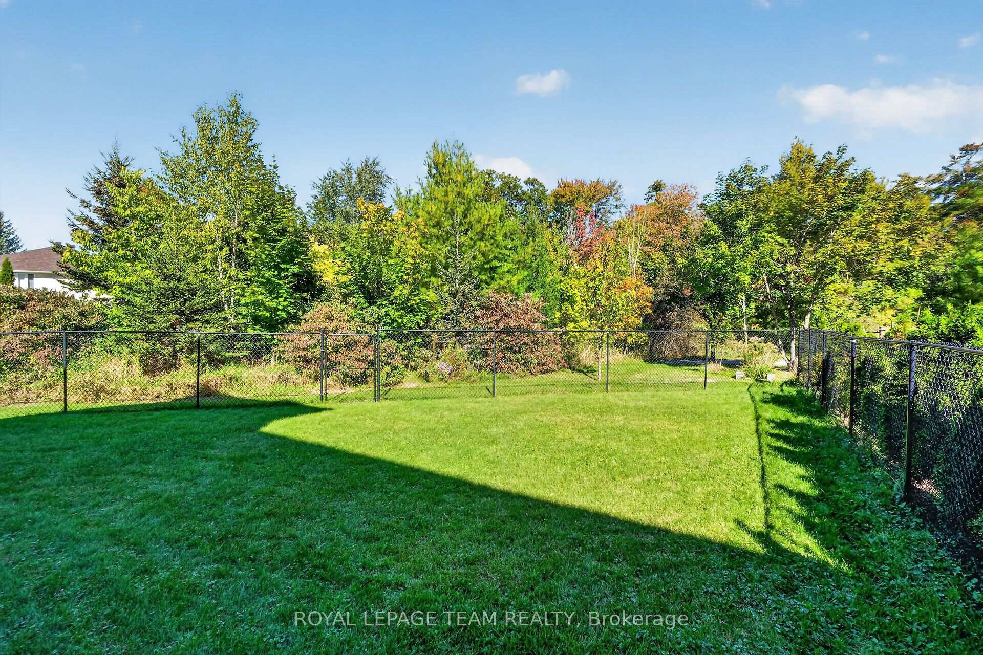 Photo 46 of 2136 Bergamot Circle, Ottawa, Springridge/East Village — HOMEH