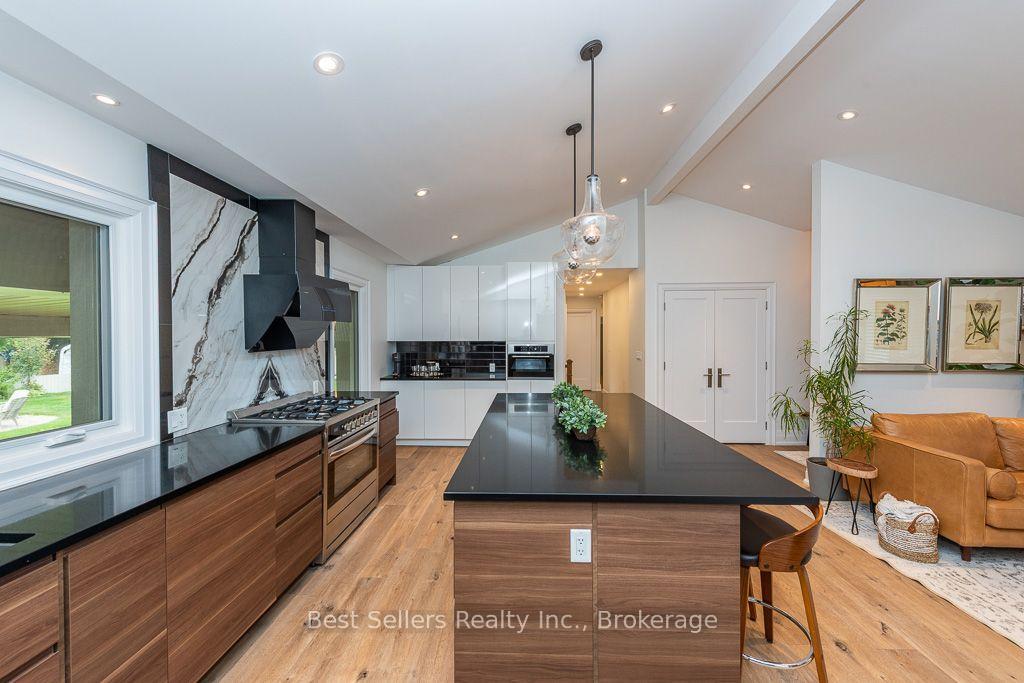 Photo 17 of 7407 Milburough Line E, Milton, Rural Milton West — HOMEH