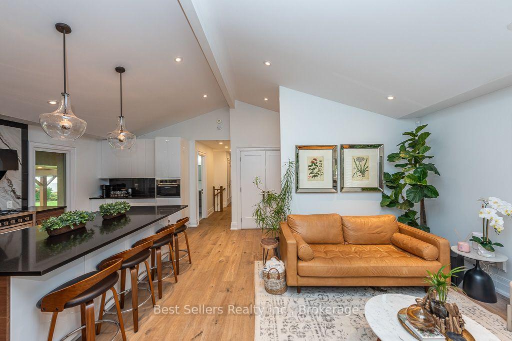 Photo 23 of 7407 Milburough Line E, Milton, Rural Milton West — HOMEH