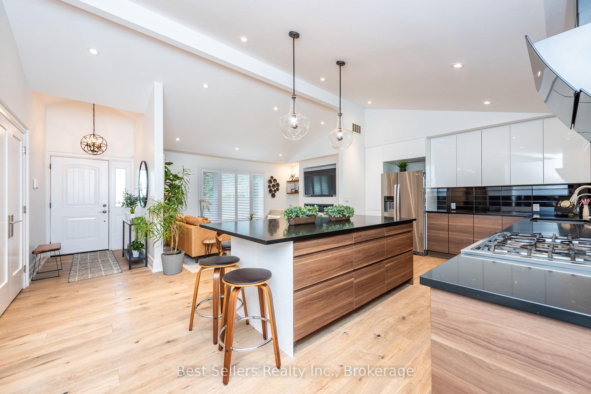 Photo 27 of 7407 Milburough Line E, Milton, Rural Milton West — HOMEH