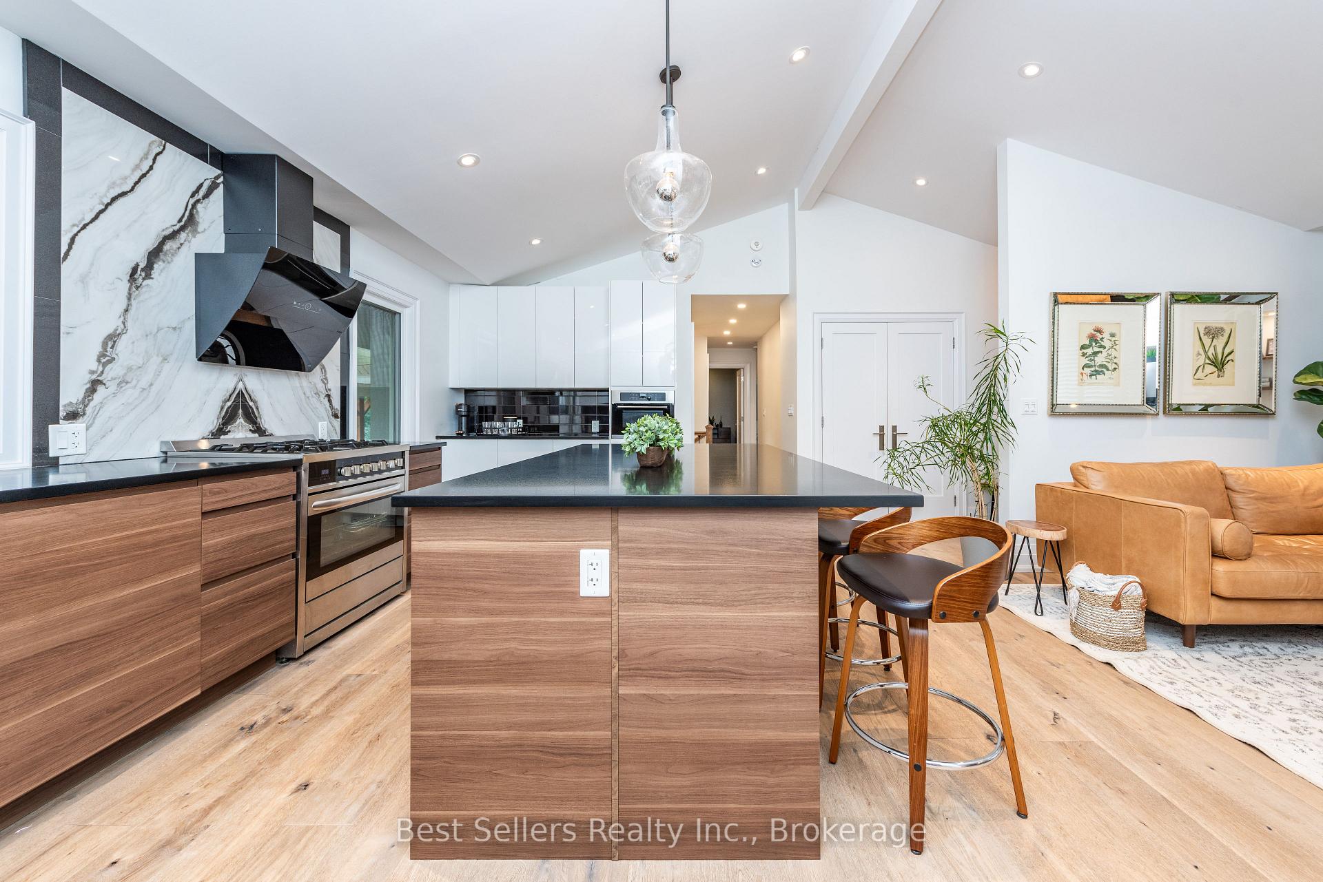 Photo 29 of 7407 Milburough Line E, Milton, Rural Milton West — HOMEH