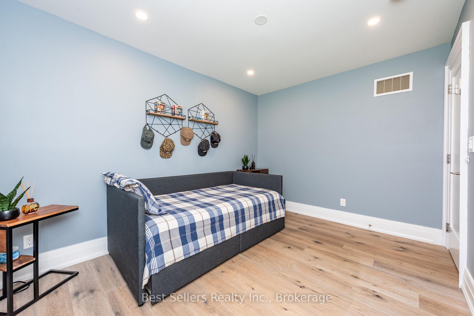 Photo 41 of 7407 Milburough Line E, Milton, Rural Milton West — HOMEH