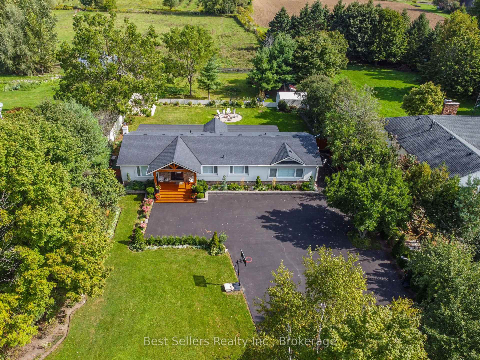 Photo 79 of 7407 Milburough Line E, Milton, Rural Milton West — HOMEH