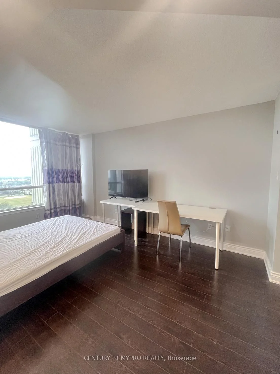 Photo 3 of Unit 1907, 550 Webb Drive, Mississauga, City Centre — HOMEH