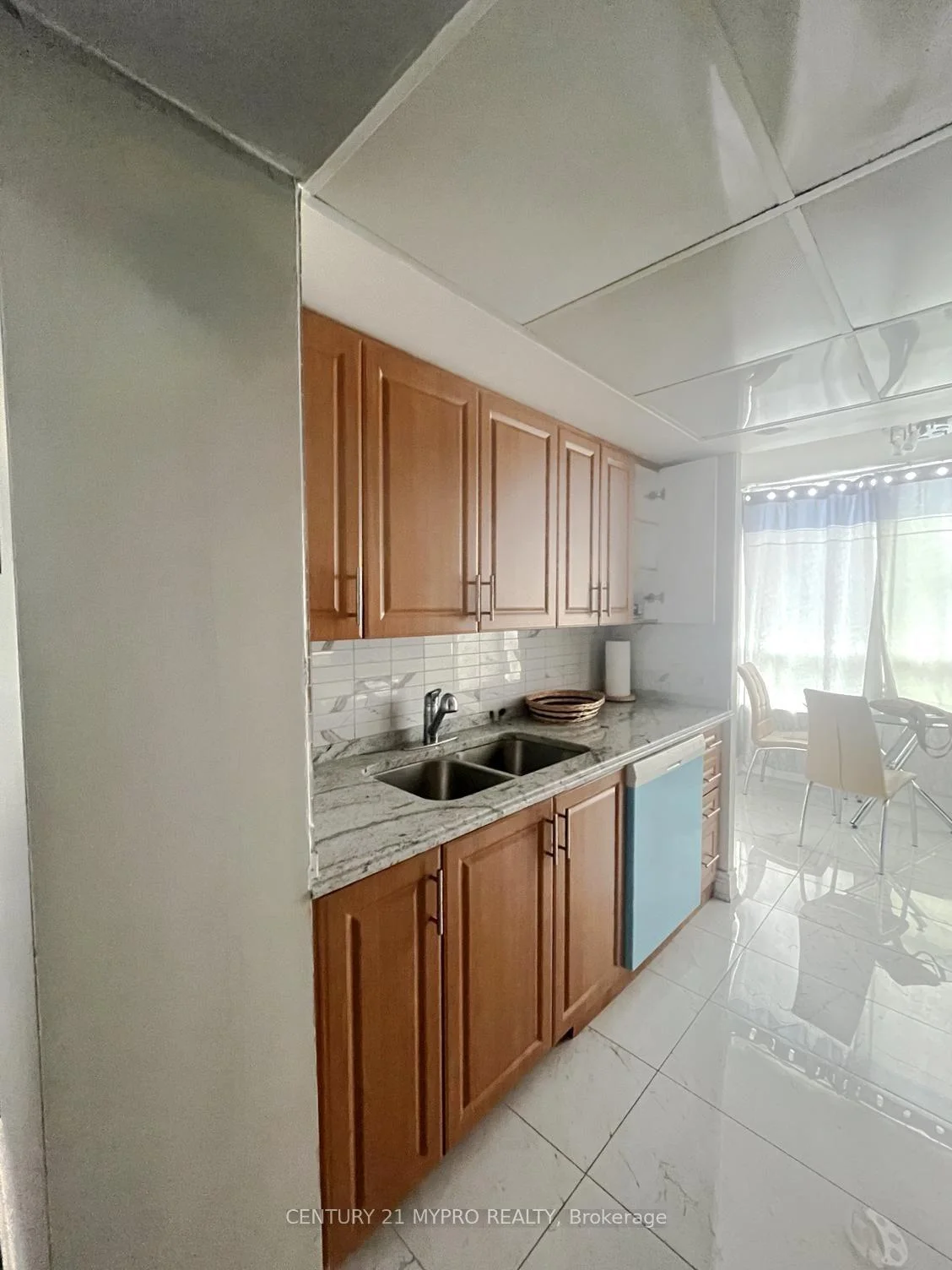 Photo 8 of Unit 1907, 550 Webb Drive, Mississauga, City Centre — HOMEH