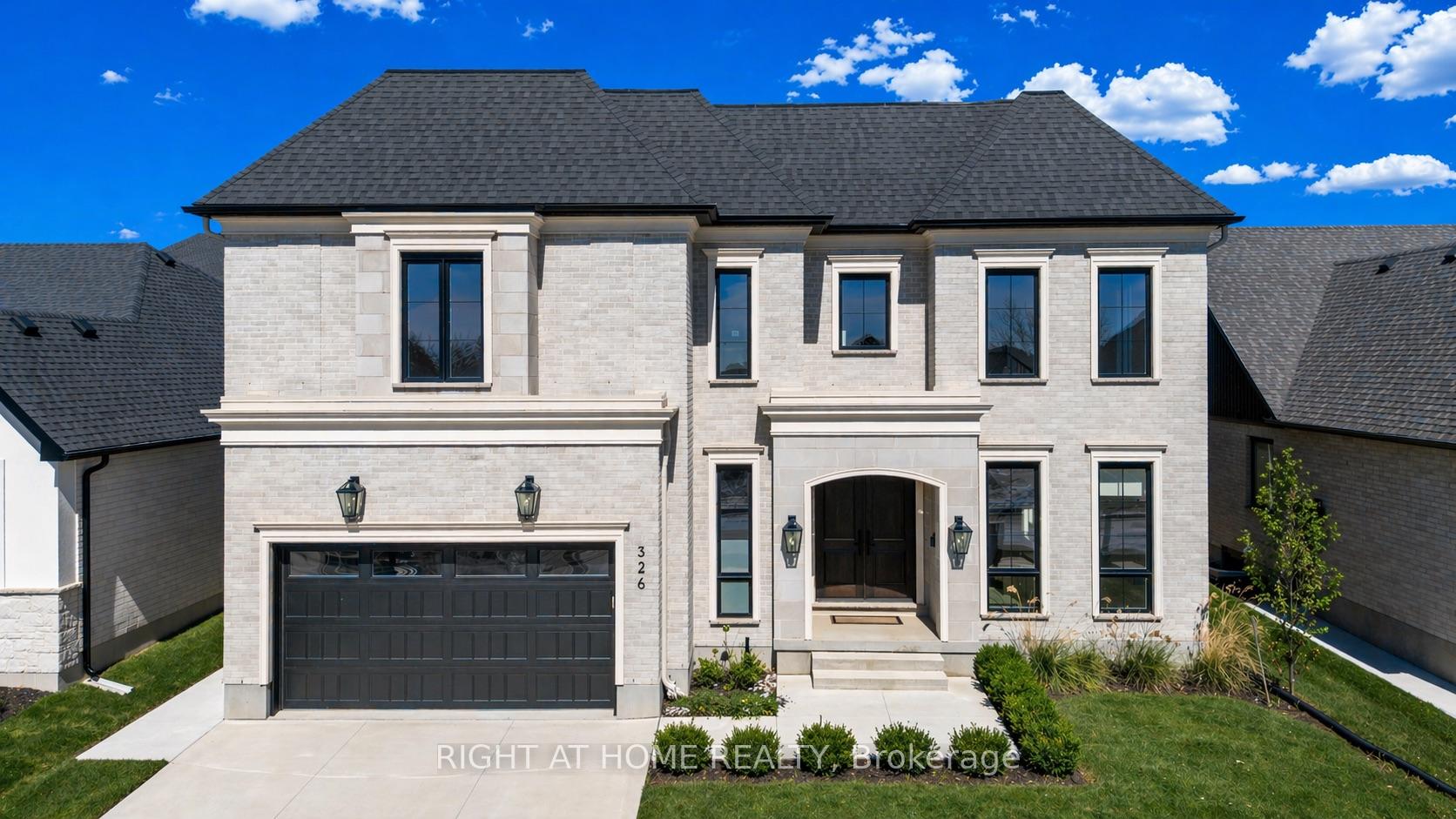 Photo of 326 Manhattan Drive