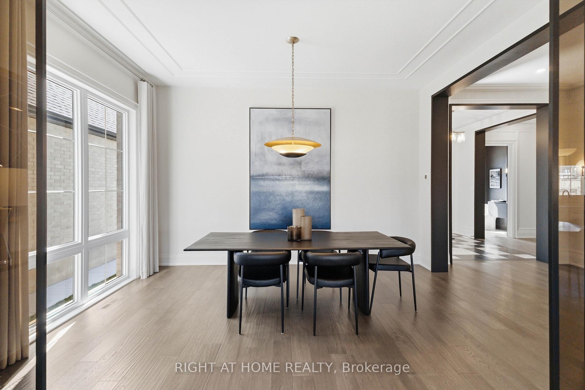 Photo 15 of 326 Manhattan Drive, London, South K — HOMEH