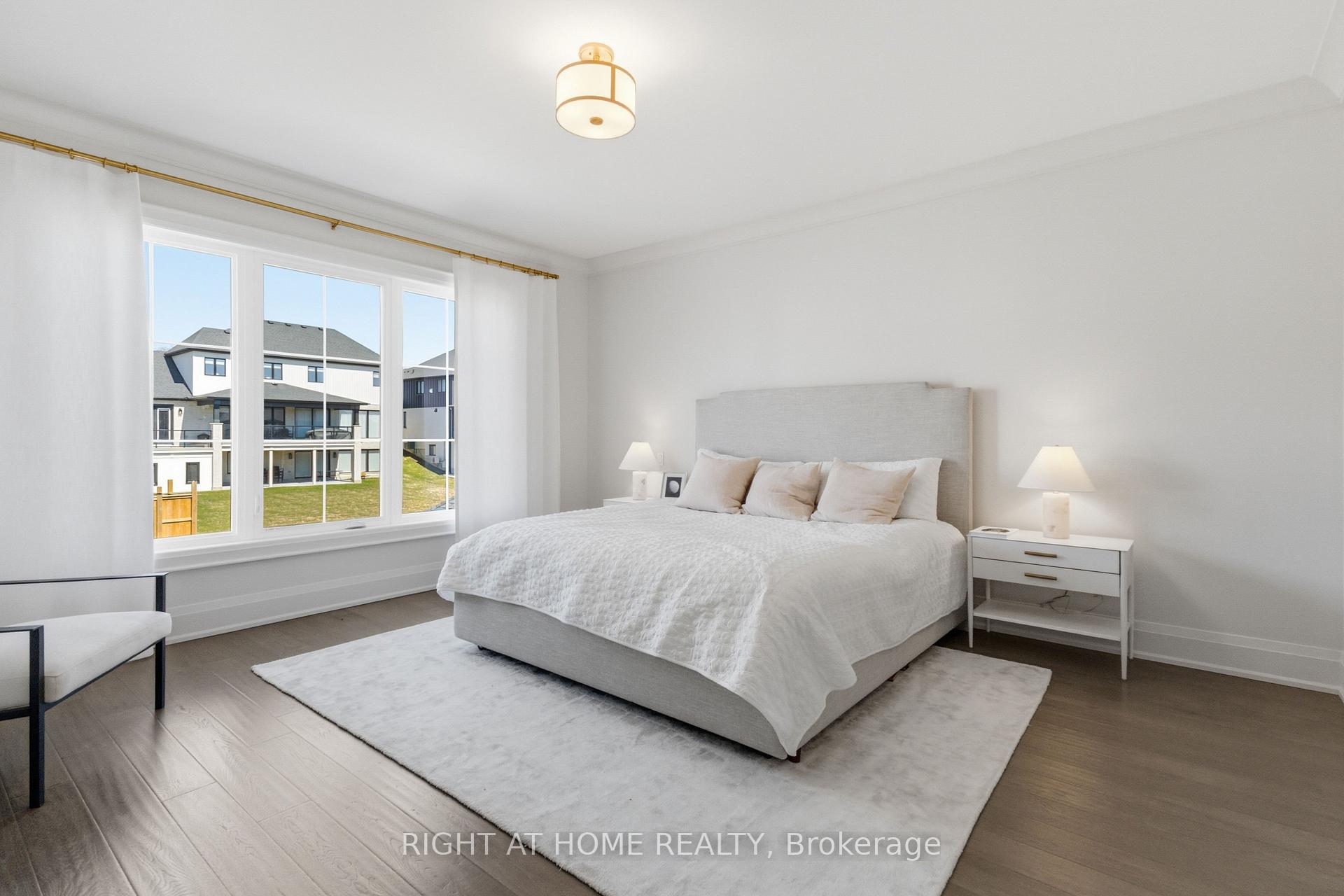 Photo 36 of 326 Manhattan Drive, London, South K — HOMEH
