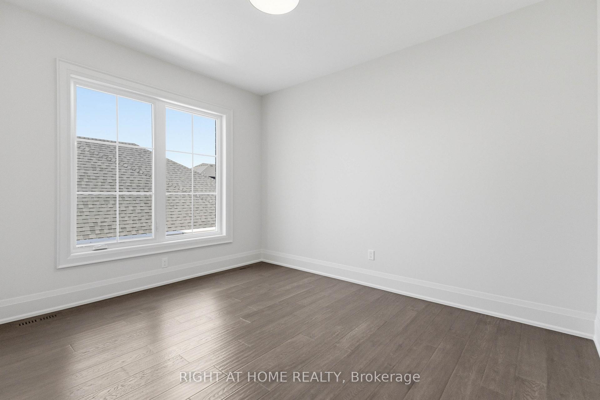 Photo 41 of 326 Manhattan Drive, London, South K — HOMEH
