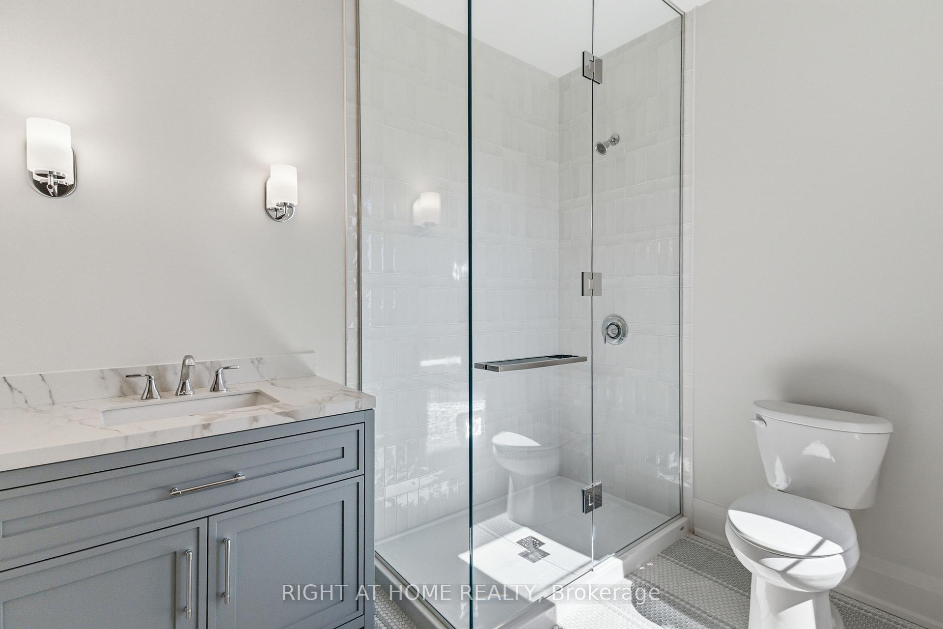 Photo 44 of 326 Manhattan Drive, London, South K — HOMEH