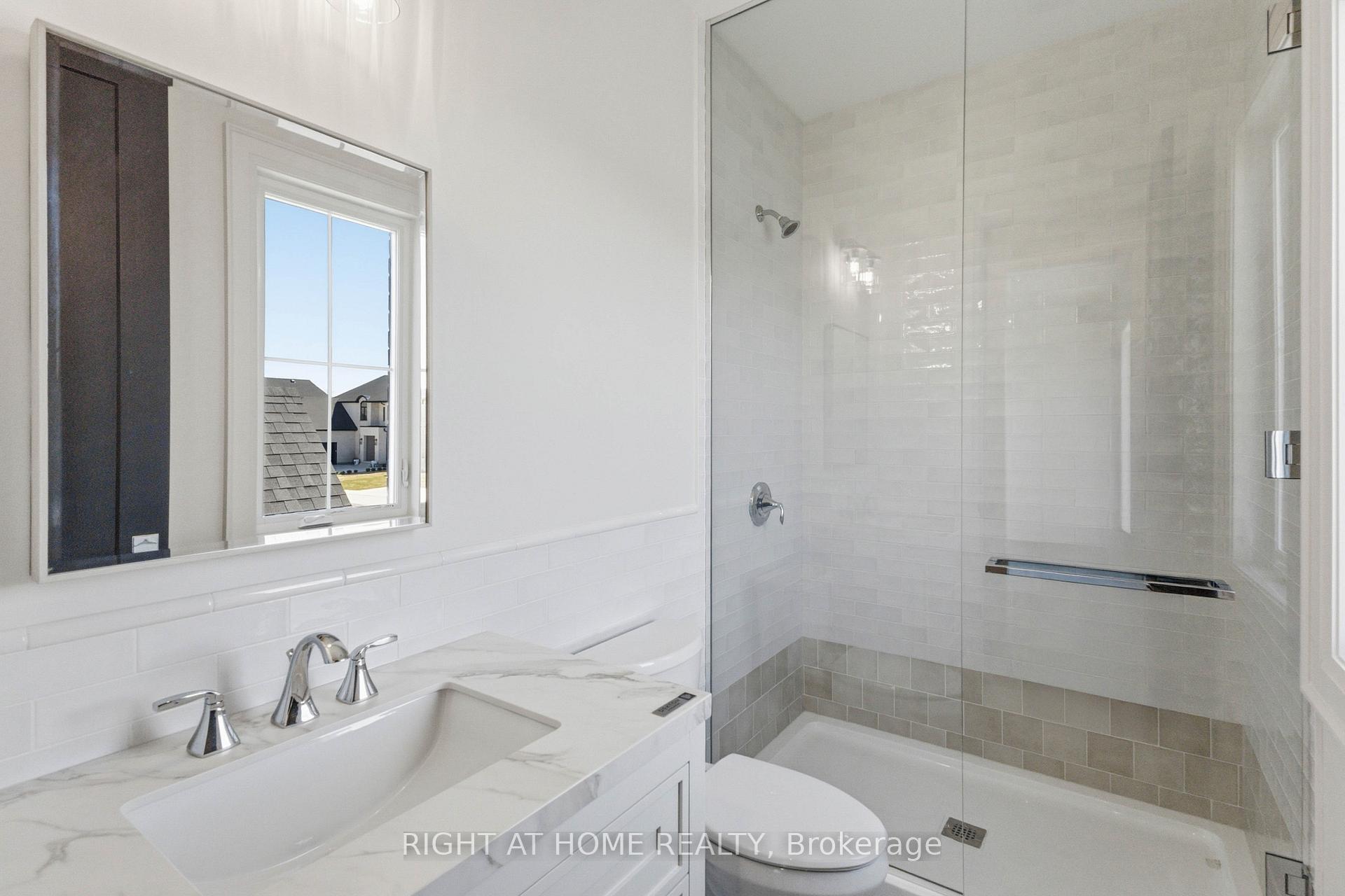Photo 45 of 326 Manhattan Drive, London, South K — HOMEH