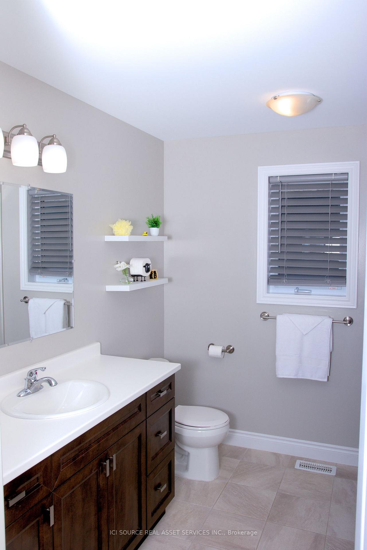 Photo 11 of 50 Deacon Place, Belleville, Belleville Ward — HOMEH