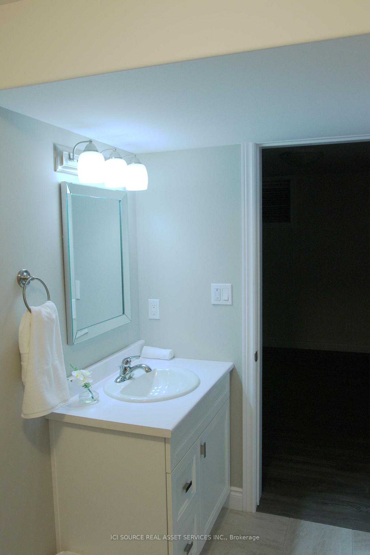 Photo 20 of 50 Deacon Place, Belleville, Belleville Ward — HOMEH