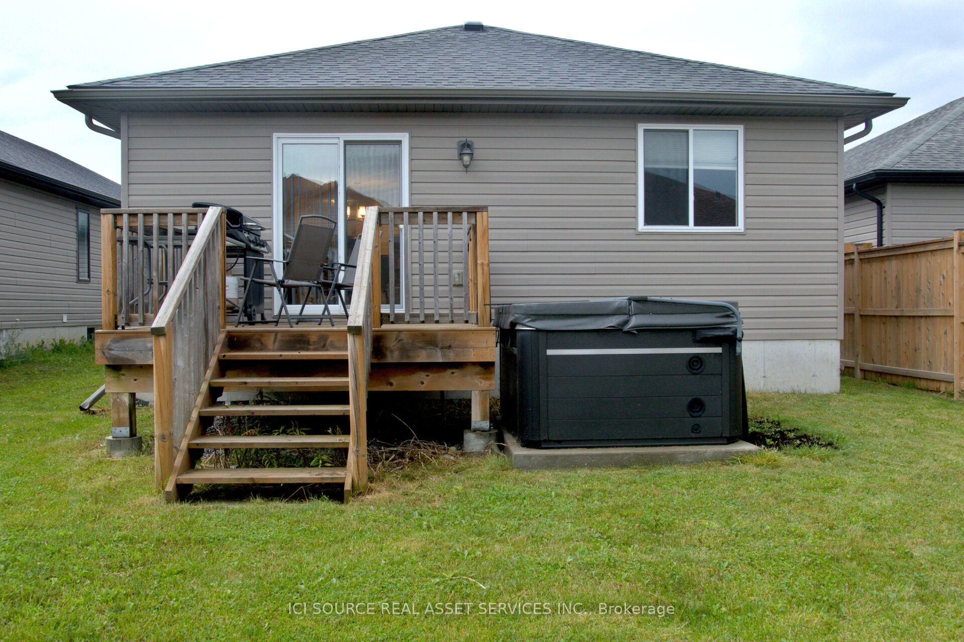 Photo 24 of 50 Deacon Place, Belleville, Belleville Ward — HOMEH