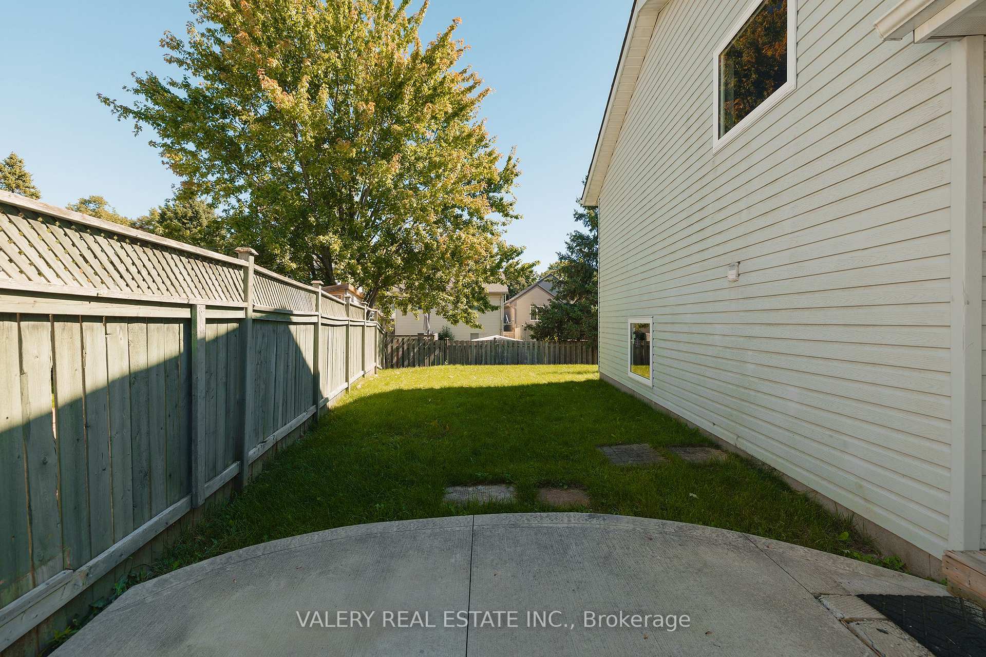 Photo 34 of Unit A, 657 Jacob Lane, Waterloo, Conservation Meadows — HOMEH