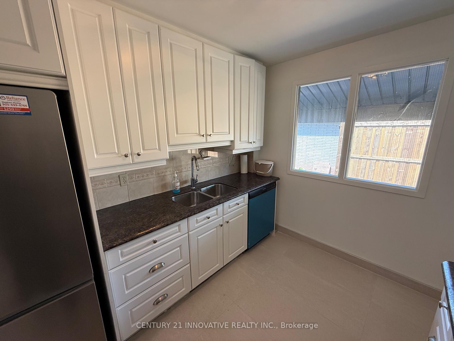 Photo 20 of Unit Upper, 541 Chamberlain Road, Burlington, Shoreacres — HOMEH