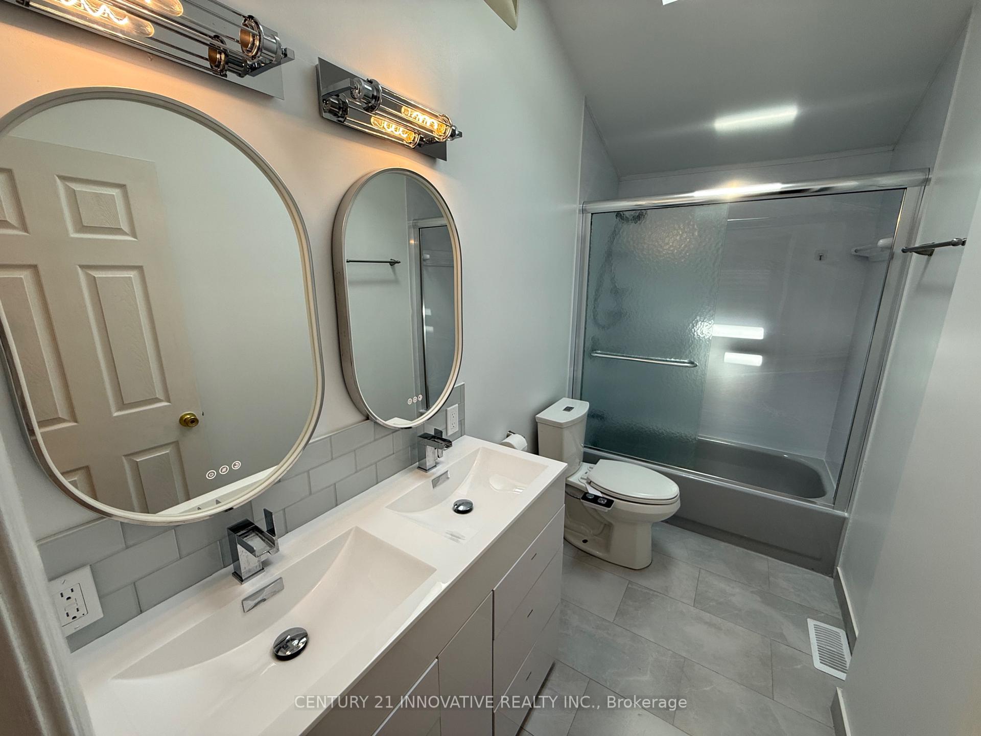 Photo 24 of Unit Upper, 541 Chamberlain Road, Burlington, Shoreacres — HOMEH