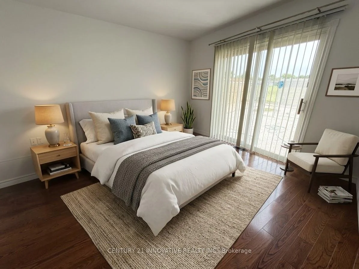 Photo 9 of Unit Upper, 541 Chamberlain Road, Burlington, Shoreacres — HOMEH