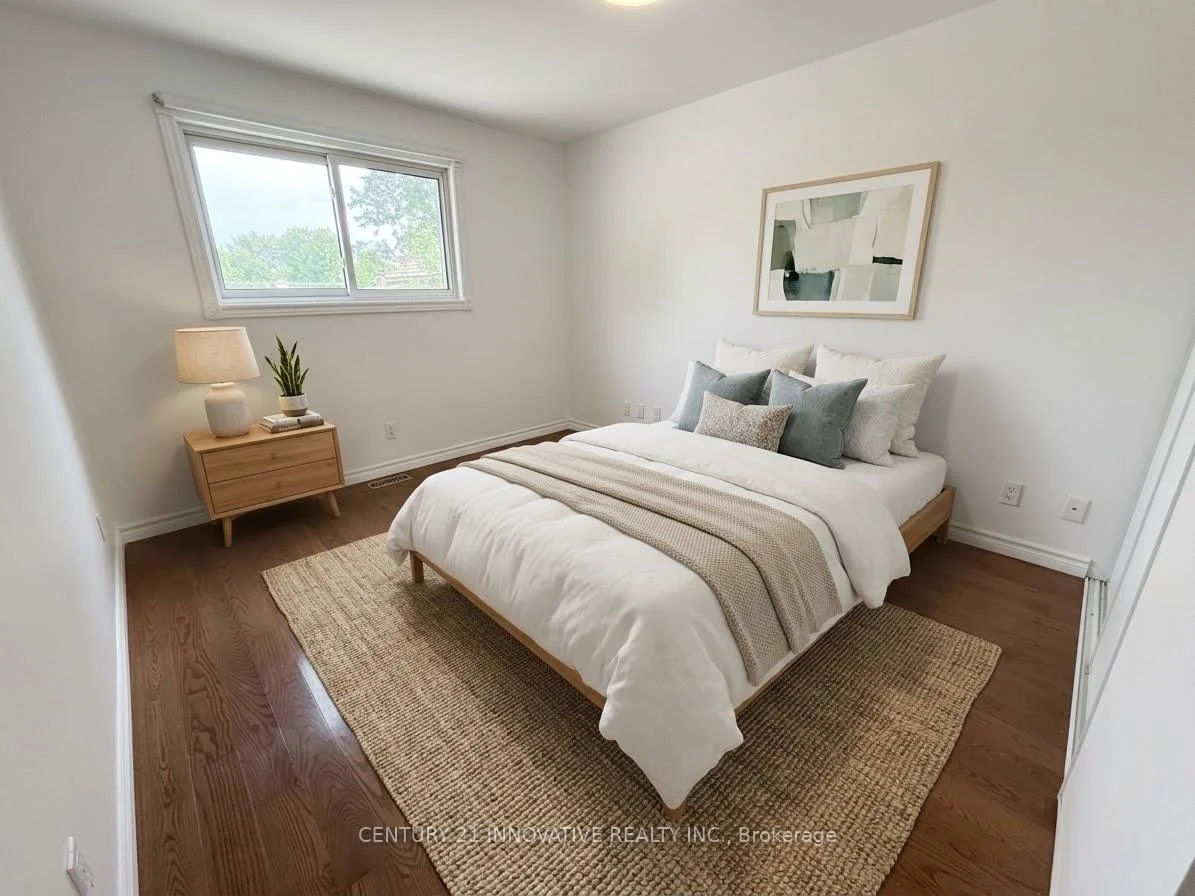 Photo 10 of Unit Upper, 541 Chamberlain Road, Burlington, Shoreacres — HOMEH