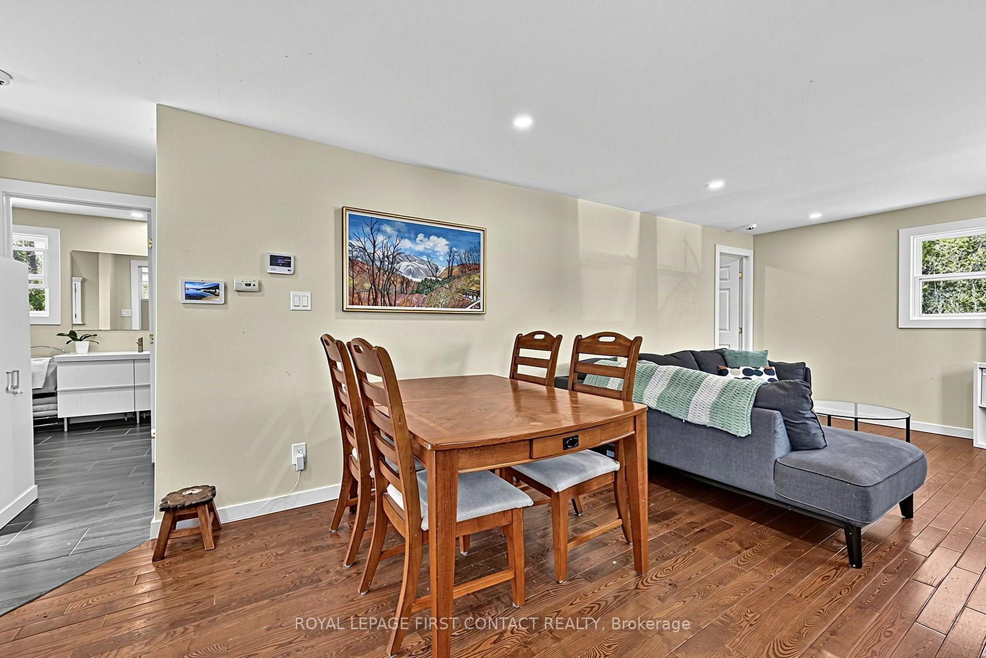 Photo 11 of 196 Paradise Avenue, Tay, Port McNicoll — HOMEH