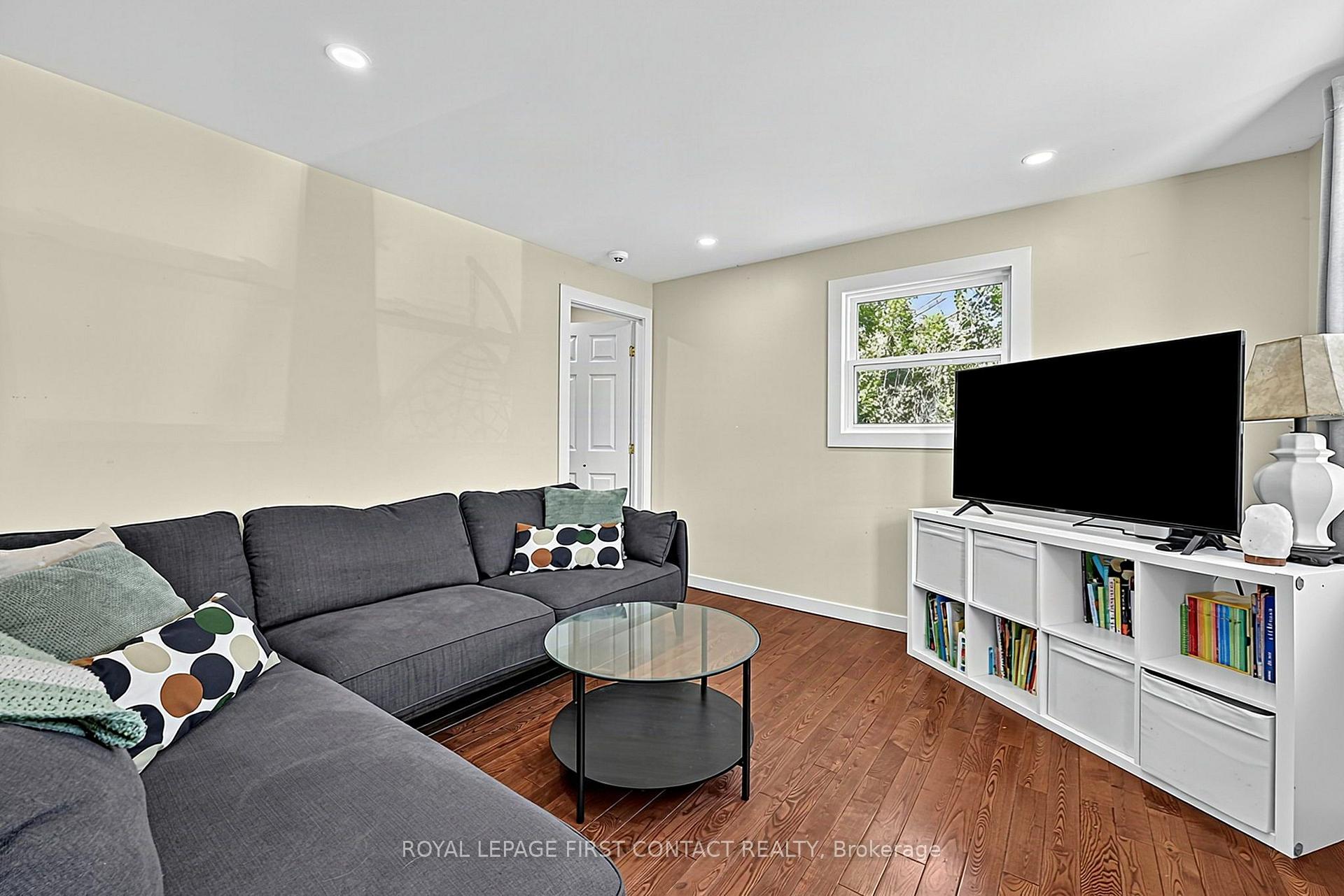 Photo 13 of 196 Paradise Avenue, Tay, Port McNicoll — HOMEH