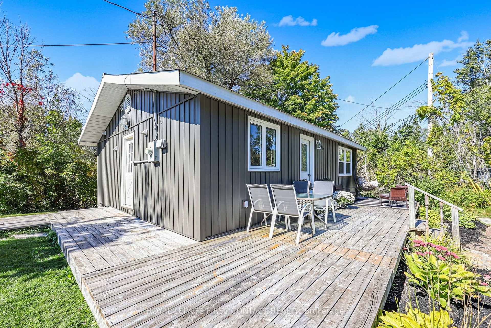 Photo 24 of 196 Paradise Avenue, Tay, Port McNicoll — HOMEH