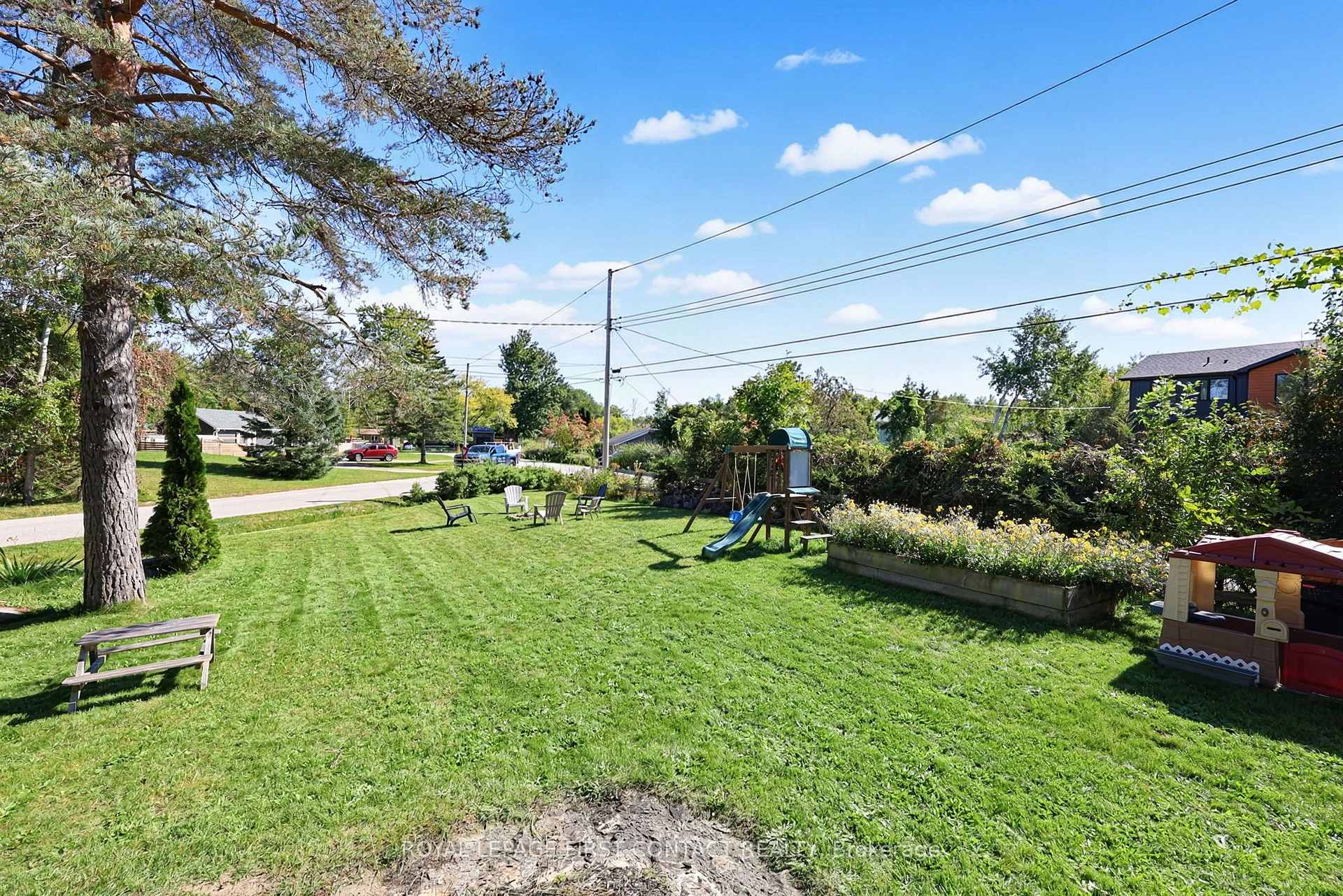 Photo 27 of 196 Paradise Avenue, Tay, Port McNicoll — HOMEH