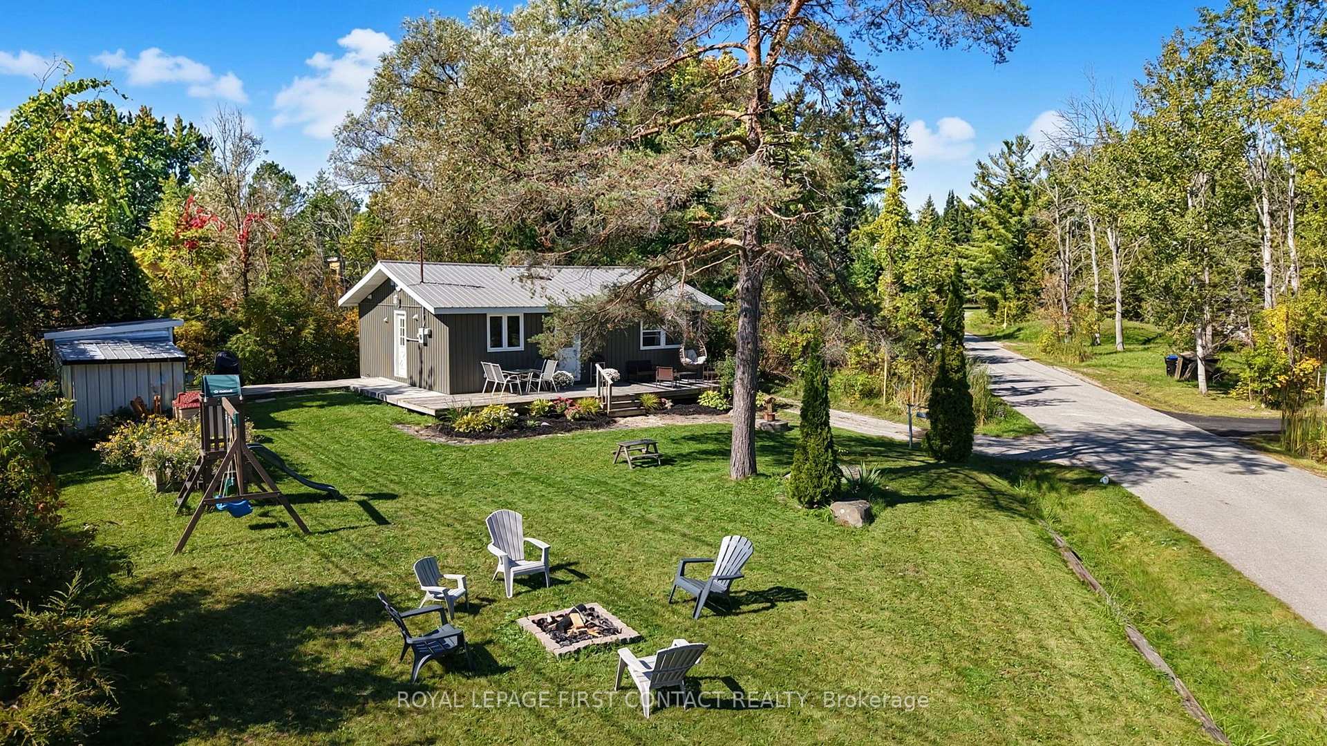 Photo 31 of 196 Paradise Avenue, Tay, Port McNicoll — HOMEH