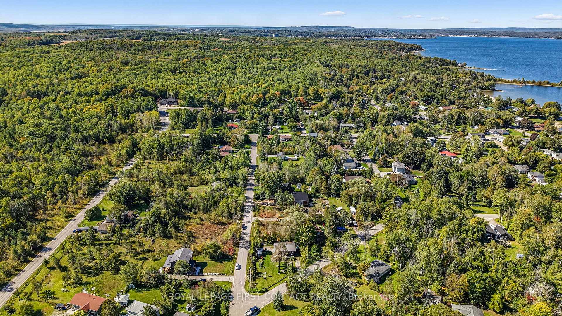 Photo 35 of 196 Paradise Avenue, Tay, Port McNicoll — HOMEH