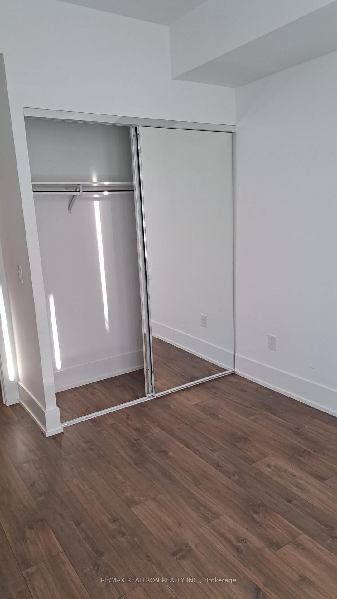 Photo 6 of Unit 903, 480 Front Street W, Toronto, Waterfront Communities — HOMEH