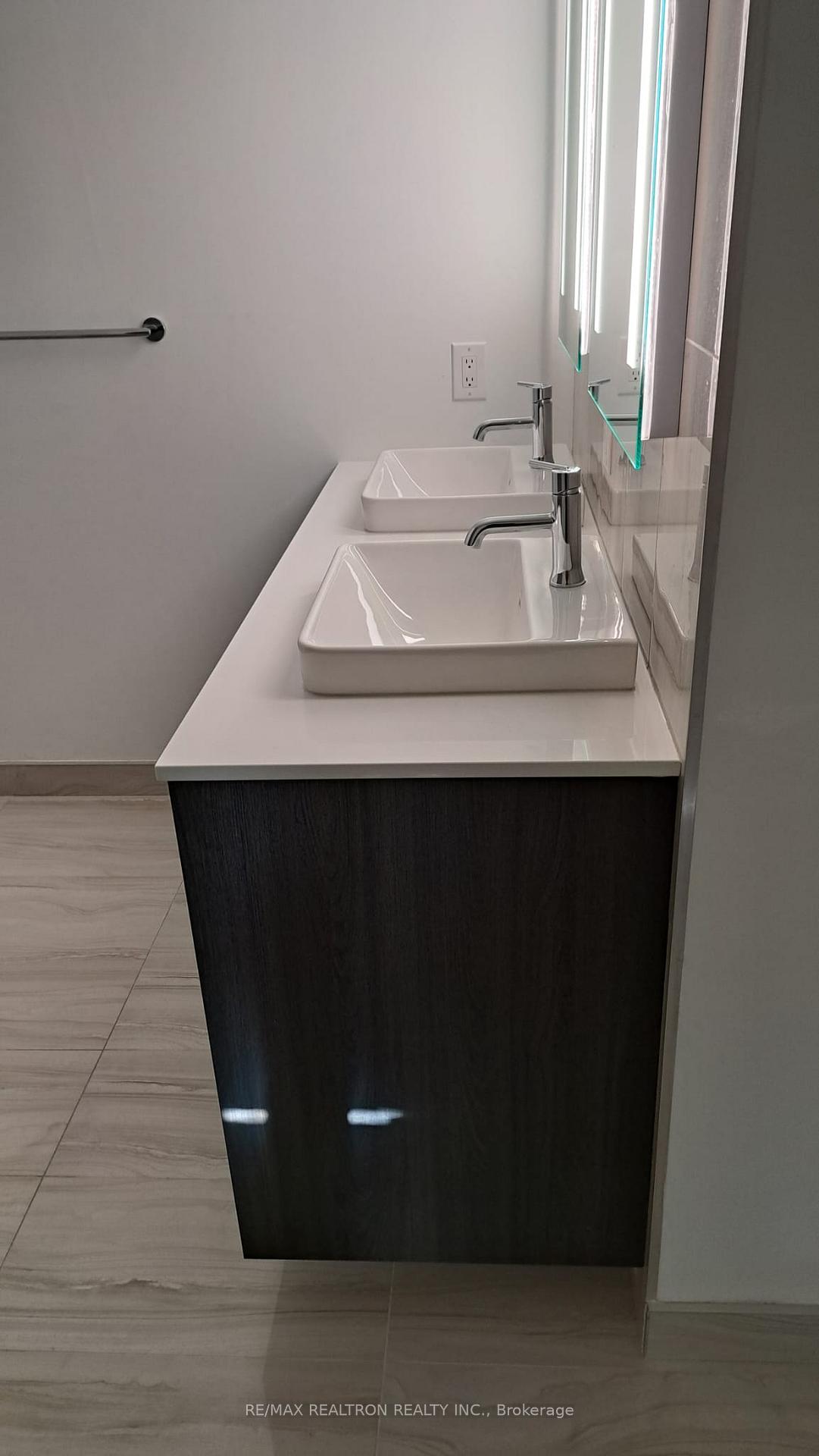Photo 19 of Unit 903, 480 Front Street W, Toronto, Waterfront Communities — HOMEH