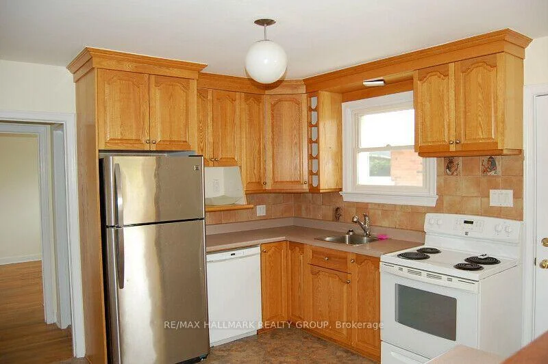 Photo 7 of 2173 Rushton Road, Ottawa, McKellar Heights/Glabar Park — HOMEH