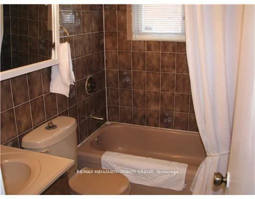 Photo 13 of 2173 Rushton Road, Ottawa, McKellar Heights/Glabar Park — HOMEH