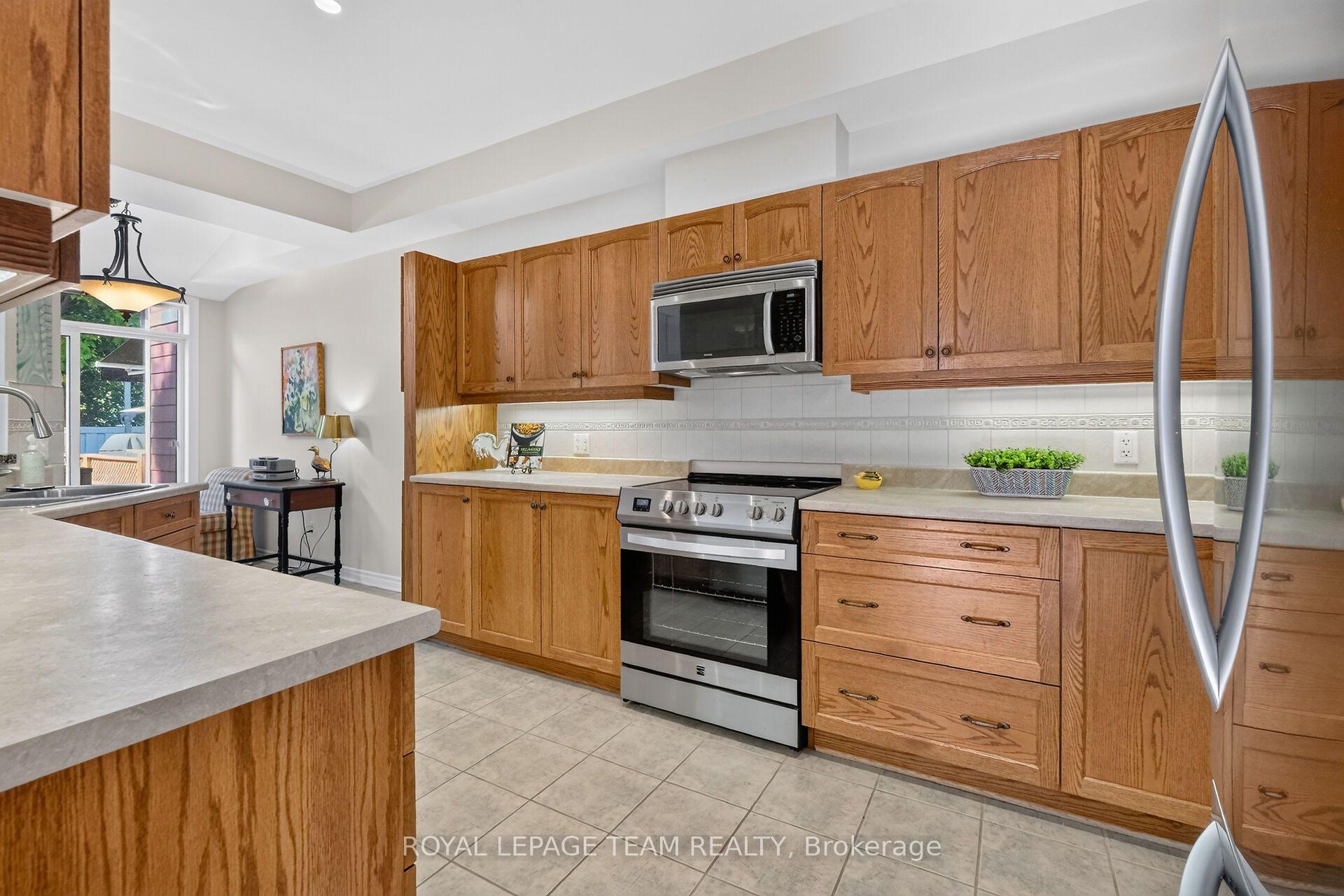 Photo 17 of 66 Evelyn Powers Private, Ottawa, Stittsville (South) — HOMEH