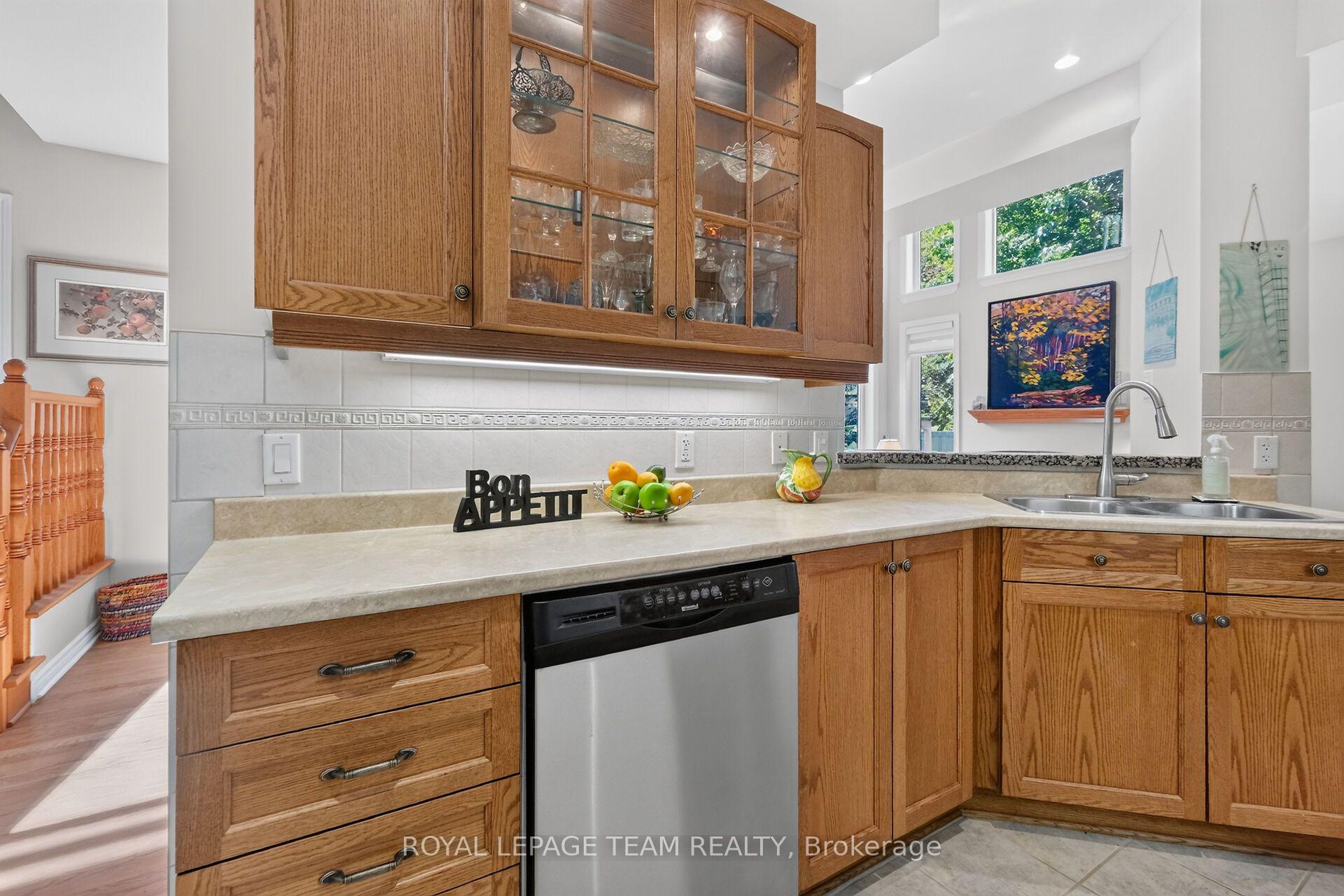Photo 19 of 66 Evelyn Powers Private, Ottawa, Stittsville (South) — HOMEH